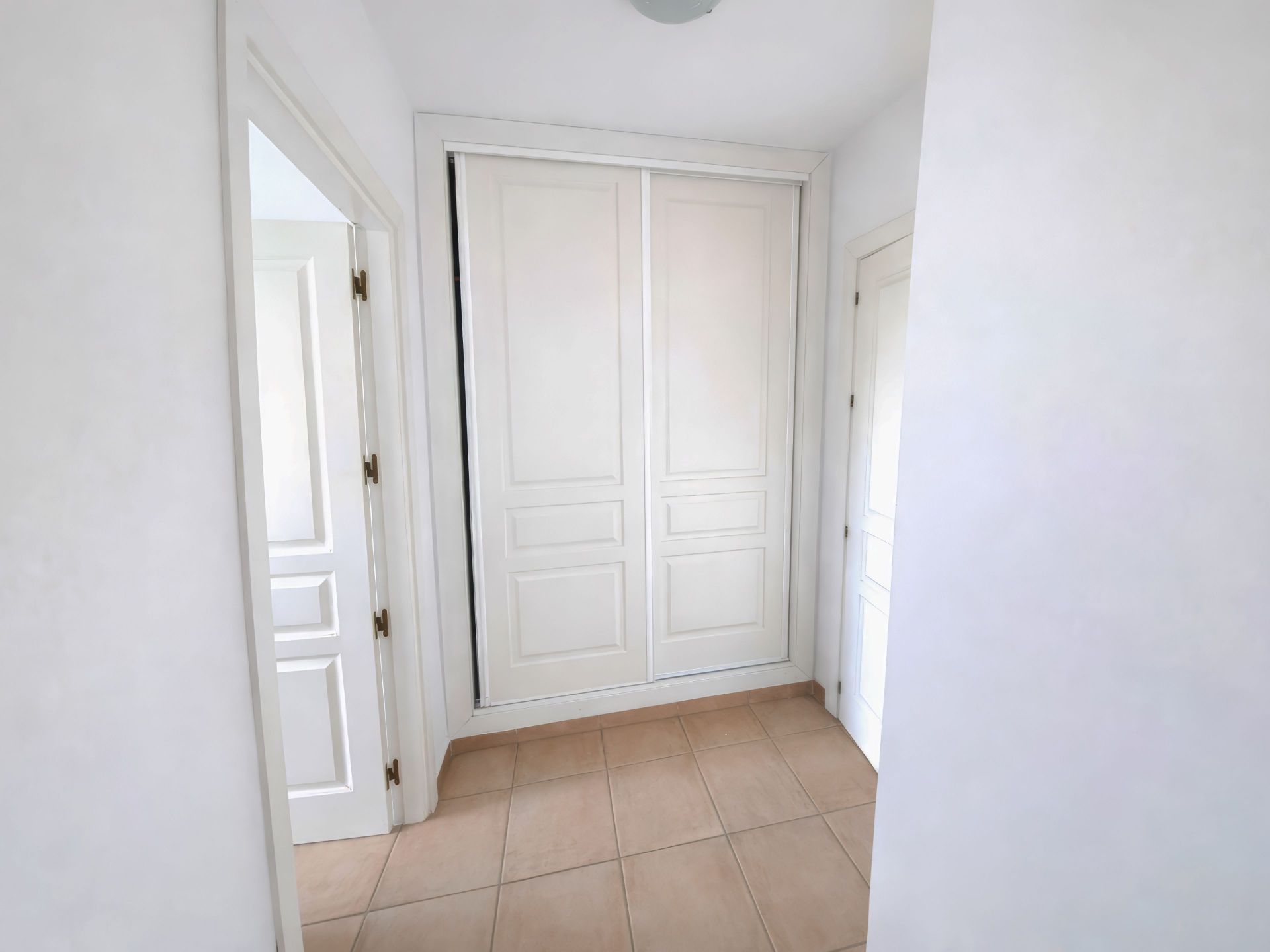 DP-52-TH5365960-11 Geschakelde woning te koop in Alhaurin Golf