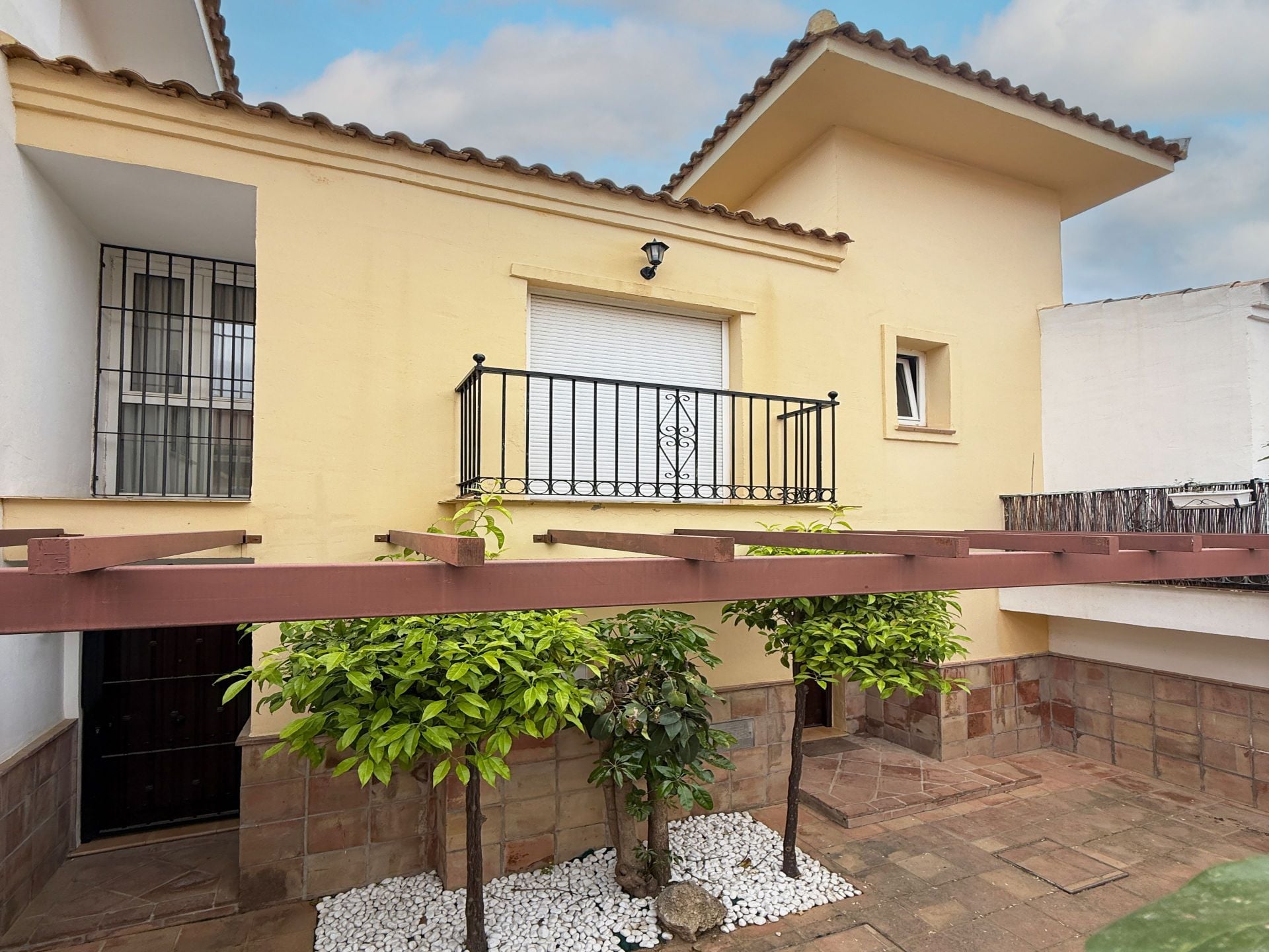 DP-52-TH5365960-3 Geschakelde woning te koop in Alhaurin Golf