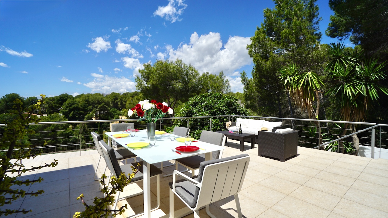 Gerenoveerde villa met tennisbaan en zwembad in El Portet – Moraira