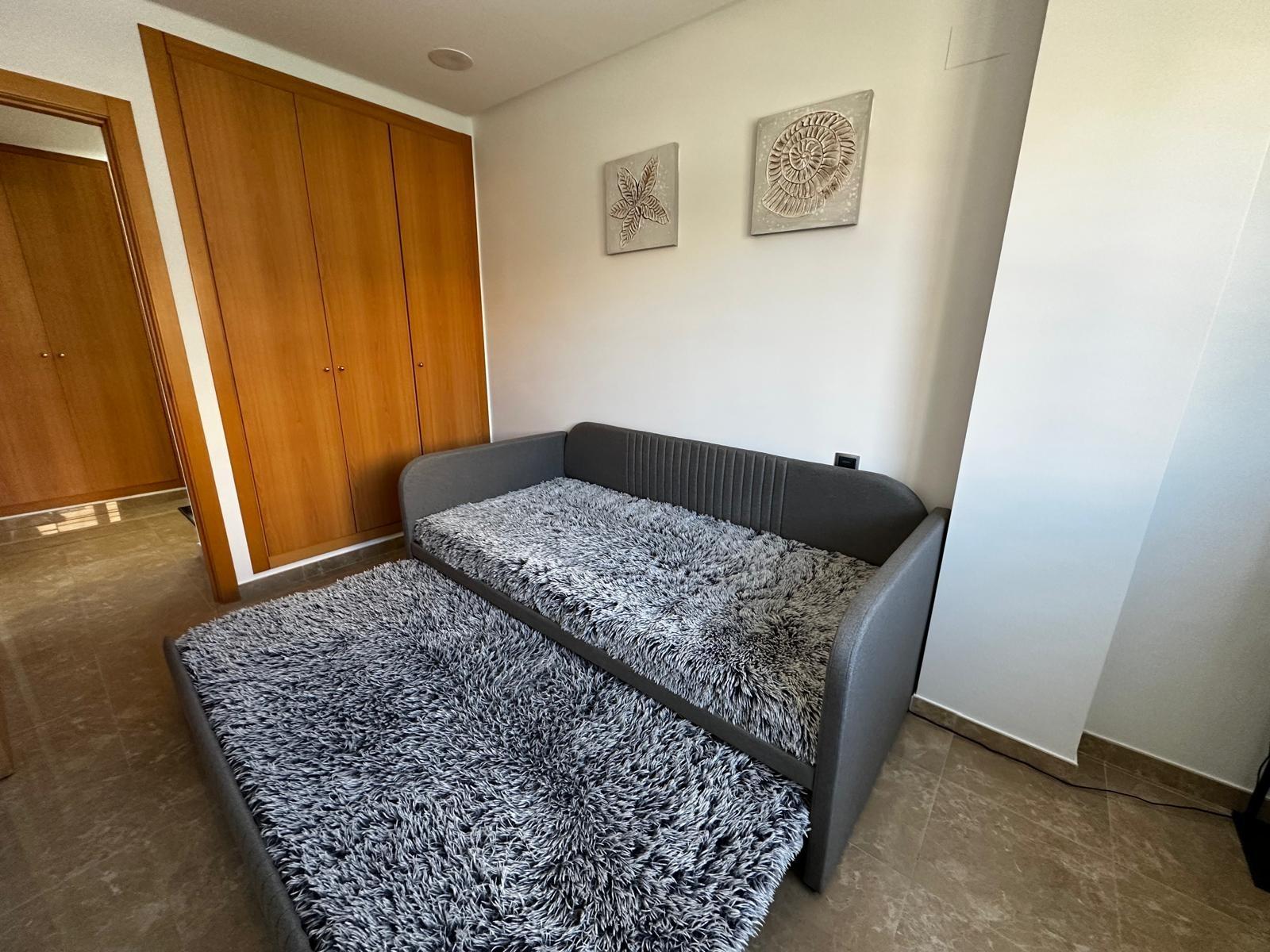 Instapklare villa met zwembad te koop in Lliria