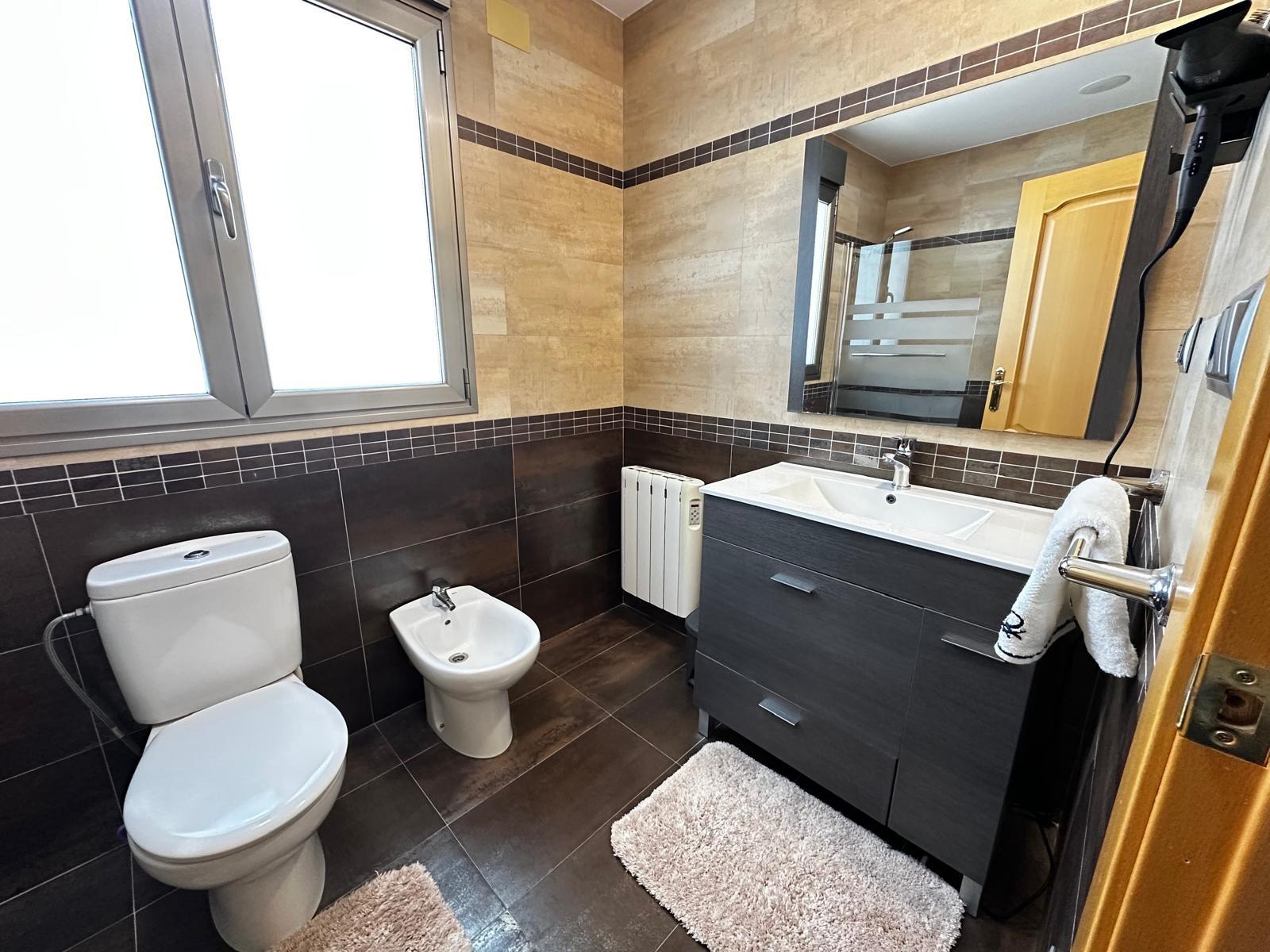 Instapklare villa met zwembad te koop in Lliria