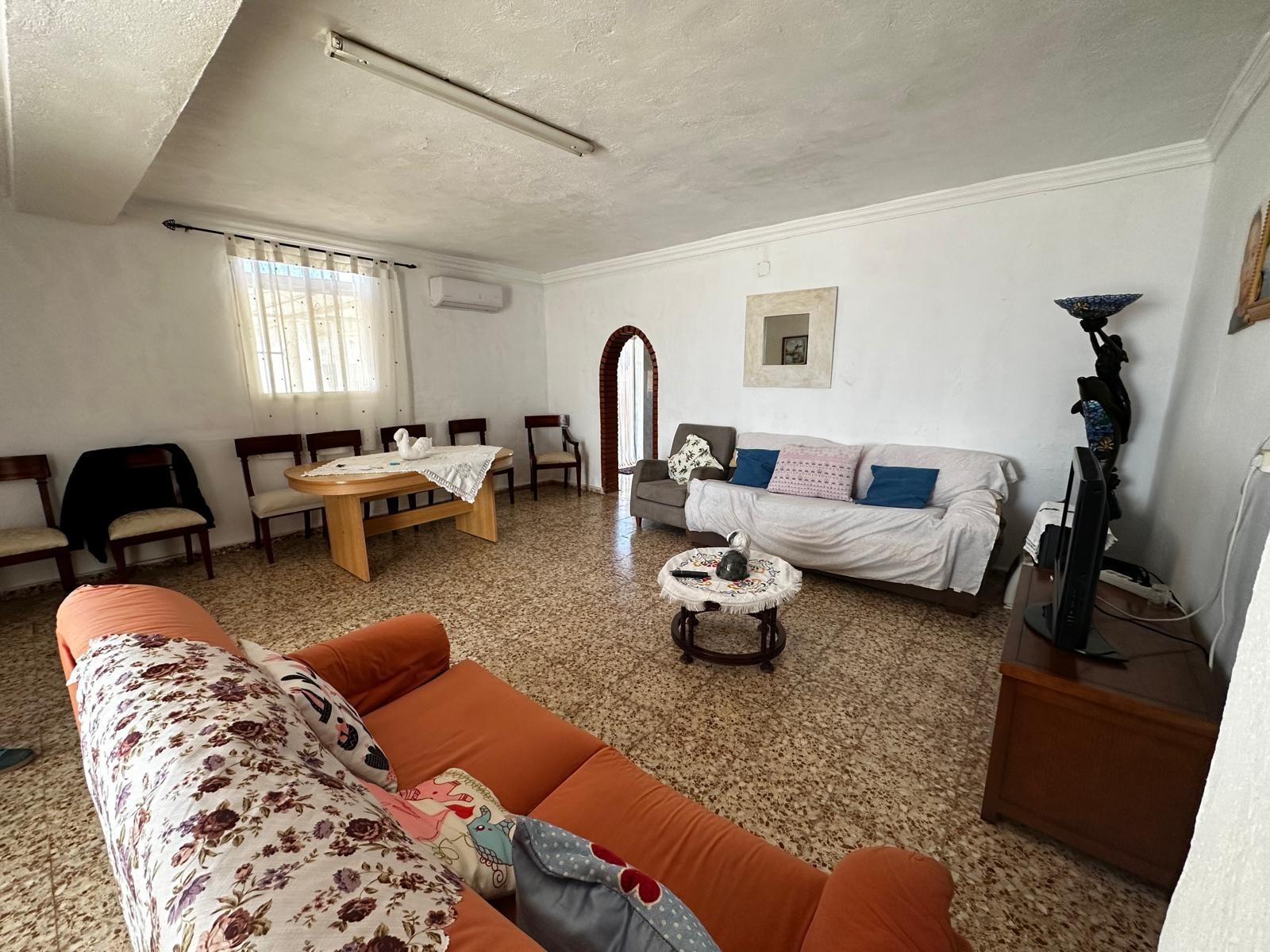 Charmante villa met zwembad in Villamarchante