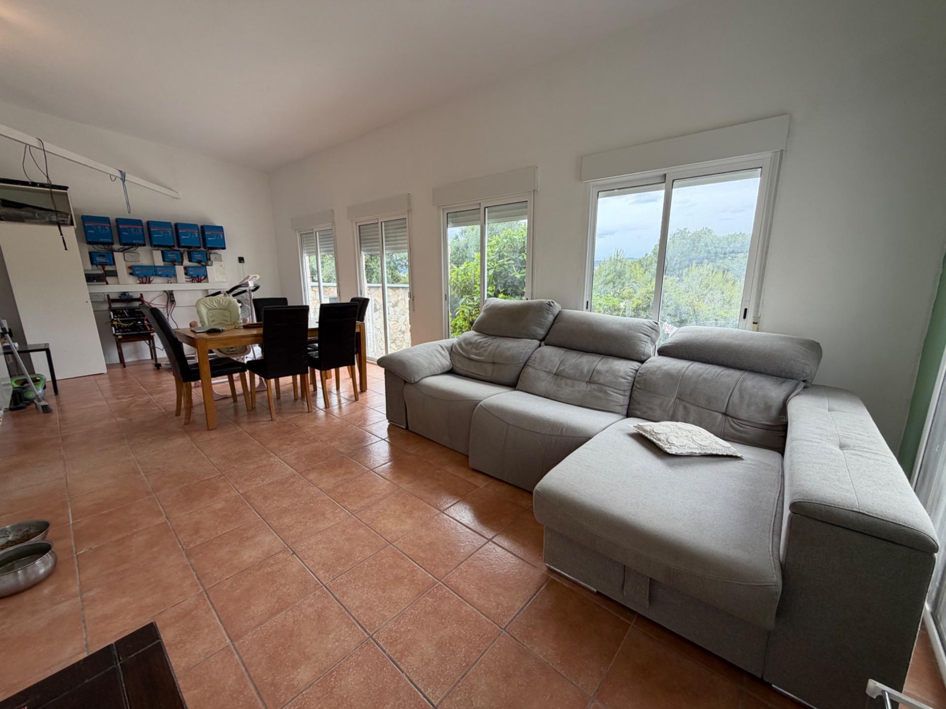 Finca met zwembad in Villar del Arzobispo