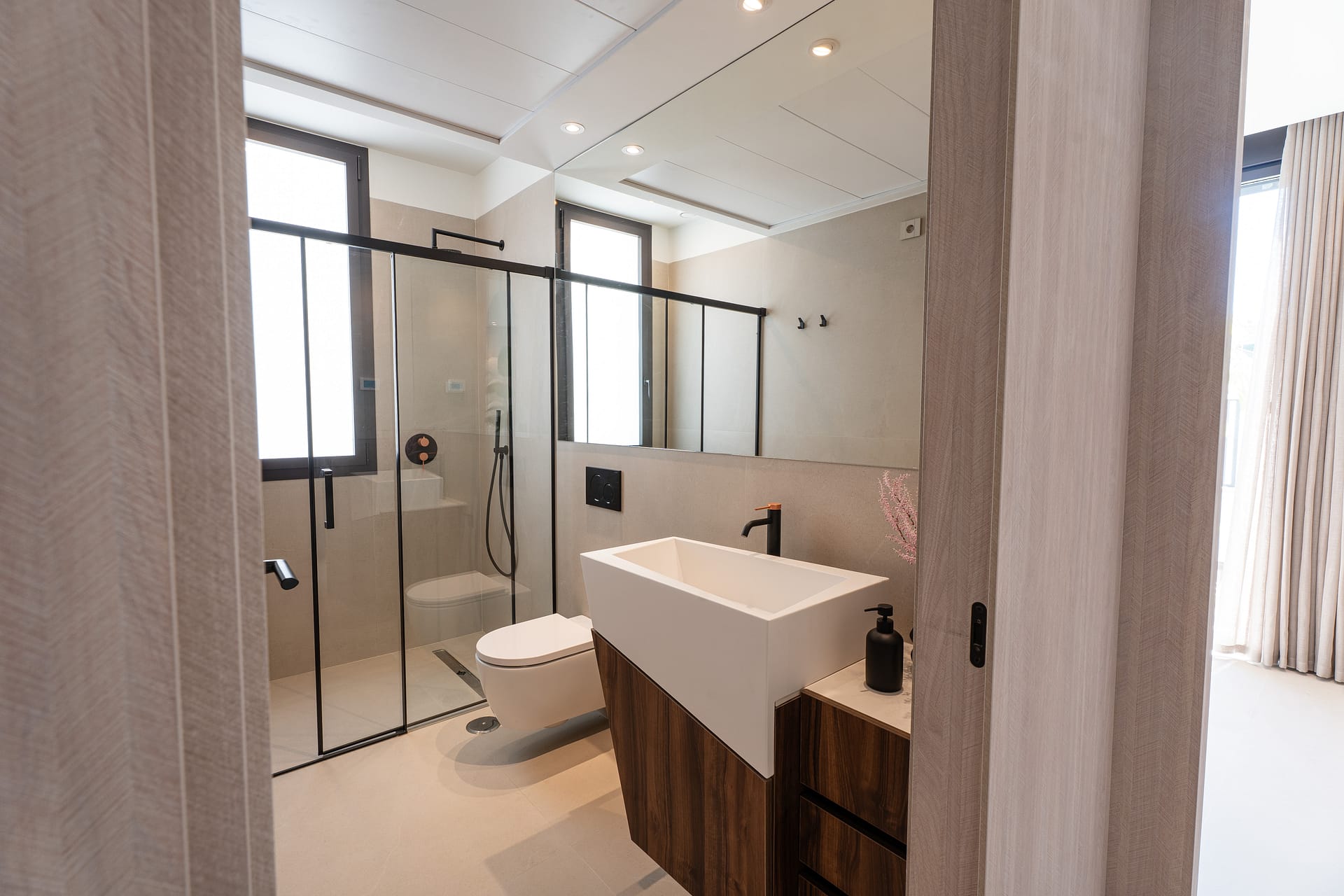 Luxe eerste lijns golf villa in La Finca Golf Resort