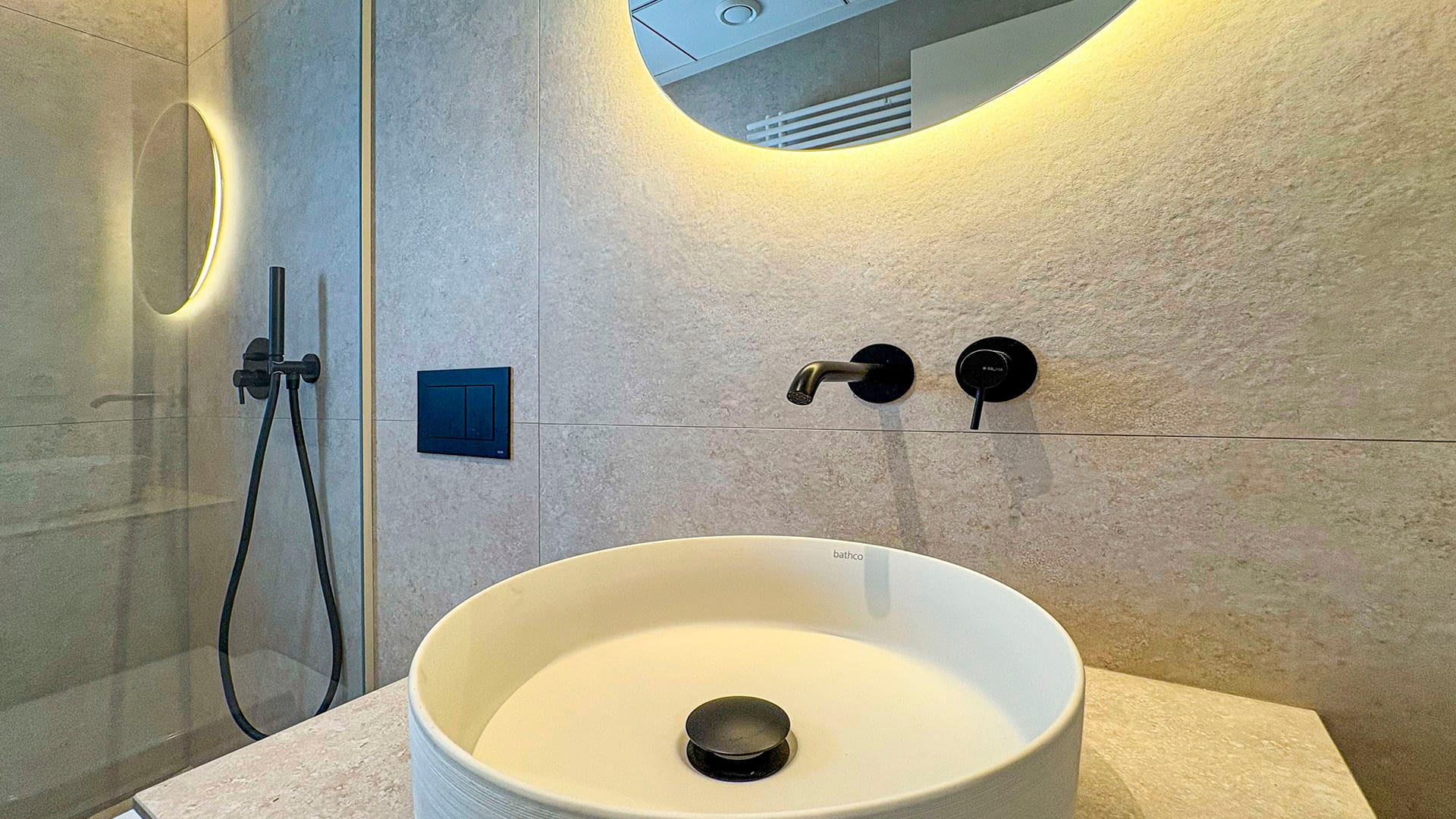 Moderne villa met zwembad en schitterende tuin in La Marina
