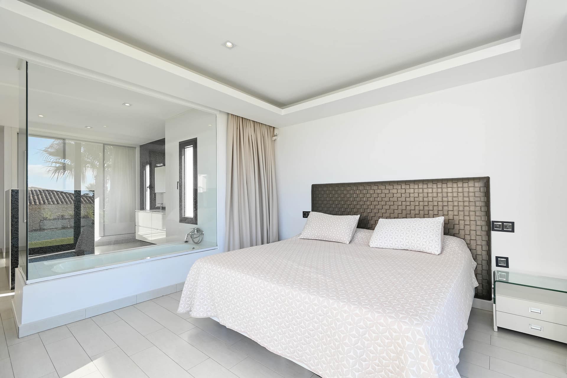 Spectaculaire luxe villa met panoramisch zeezicht in Altea