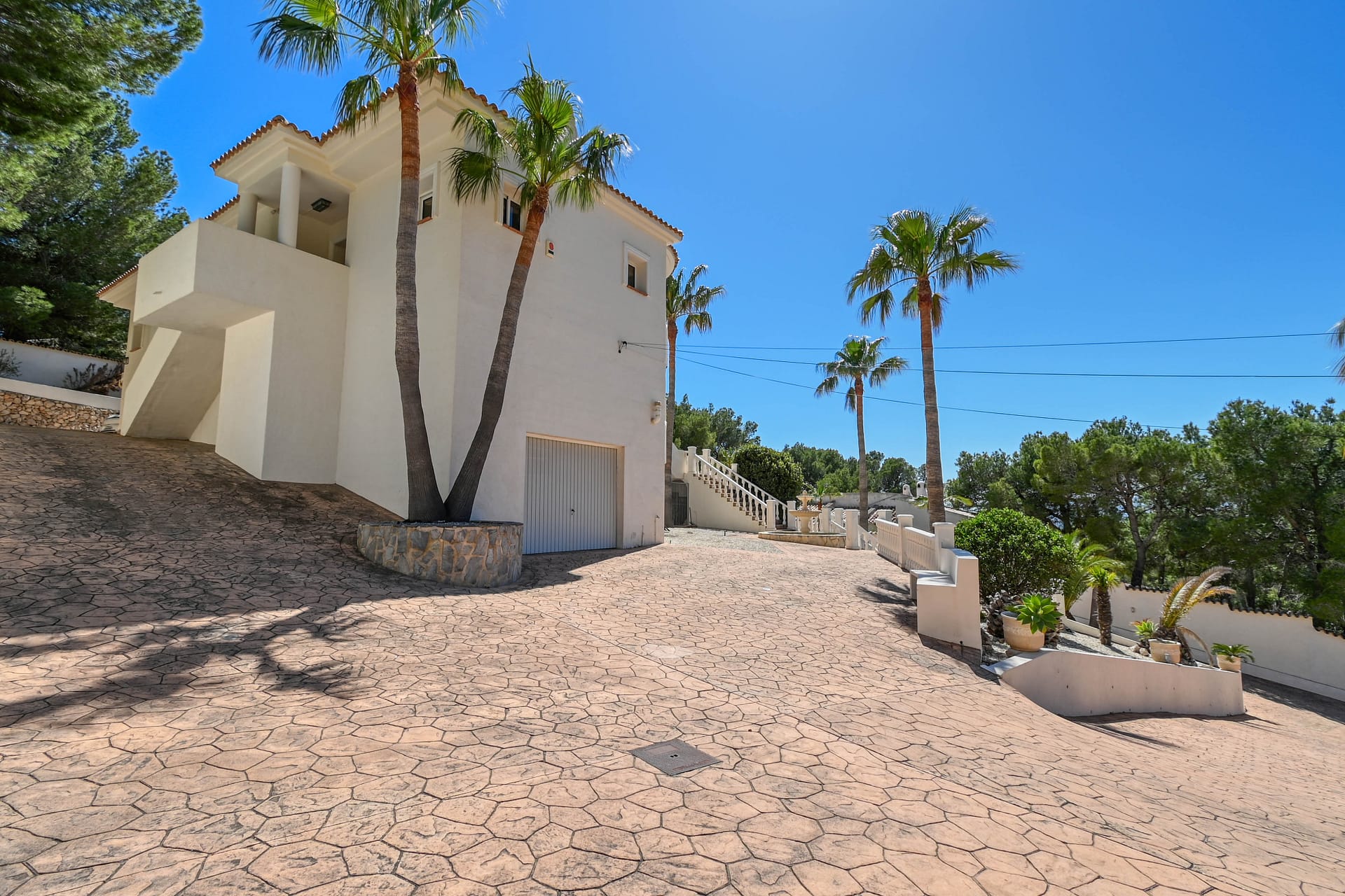 DP-70-TAALT5067-29 Ruime villa met karakter en potentieel in Altea la Vella