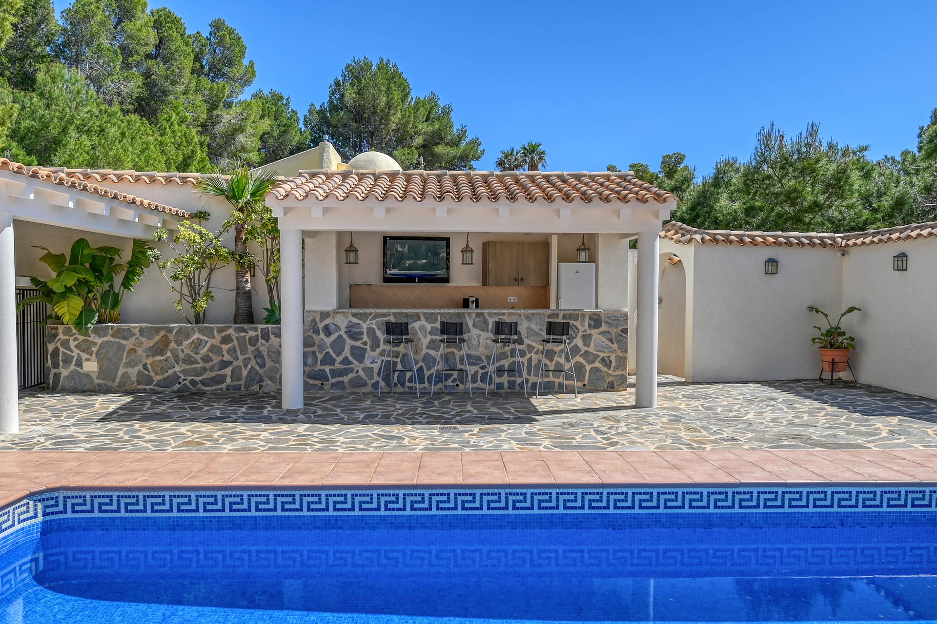 DP-70-TAALT5067-38 Ruime villa met karakter en potentieel in Altea la Vella