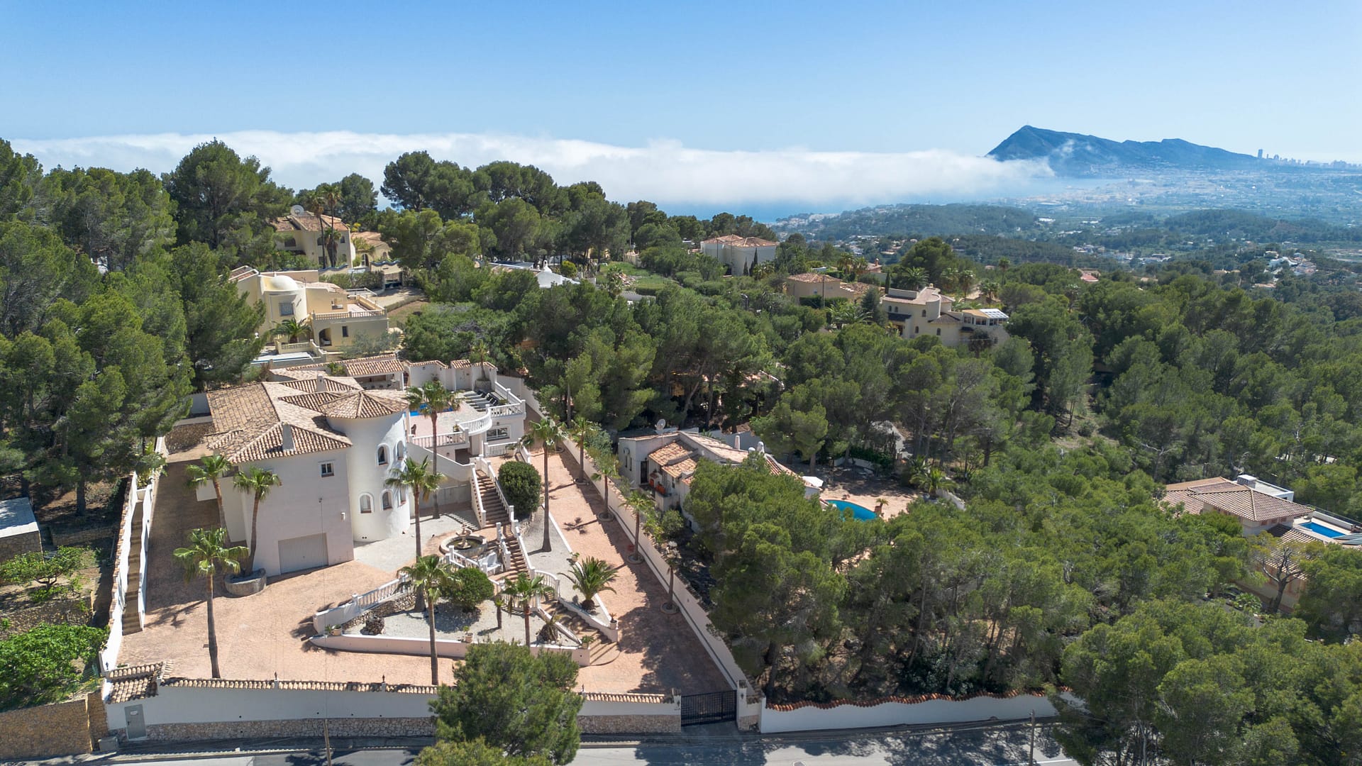 DP-70-TAALT5067-43 Ruime villa met karakter en potentieel in Altea la Vella