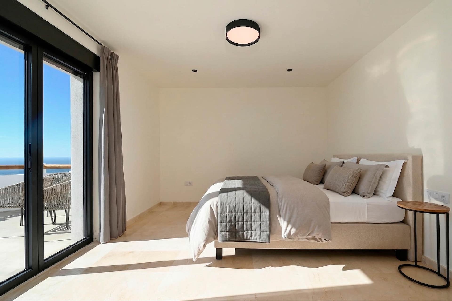 Ibiza stijl villa met panoramisch uitzicht in Benitachell