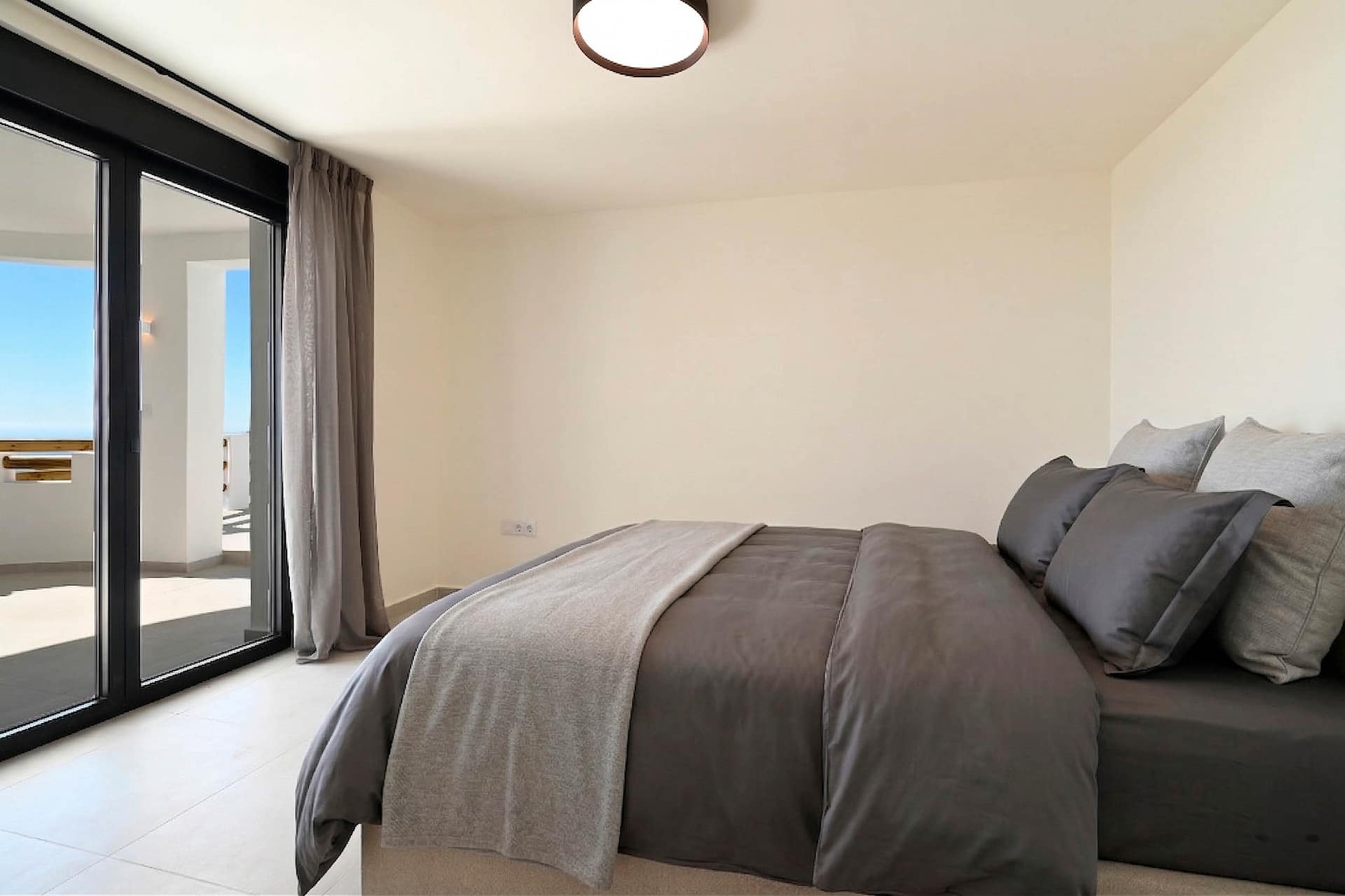 Ibiza stijl villa met panoramisch uitzicht in Benitachell