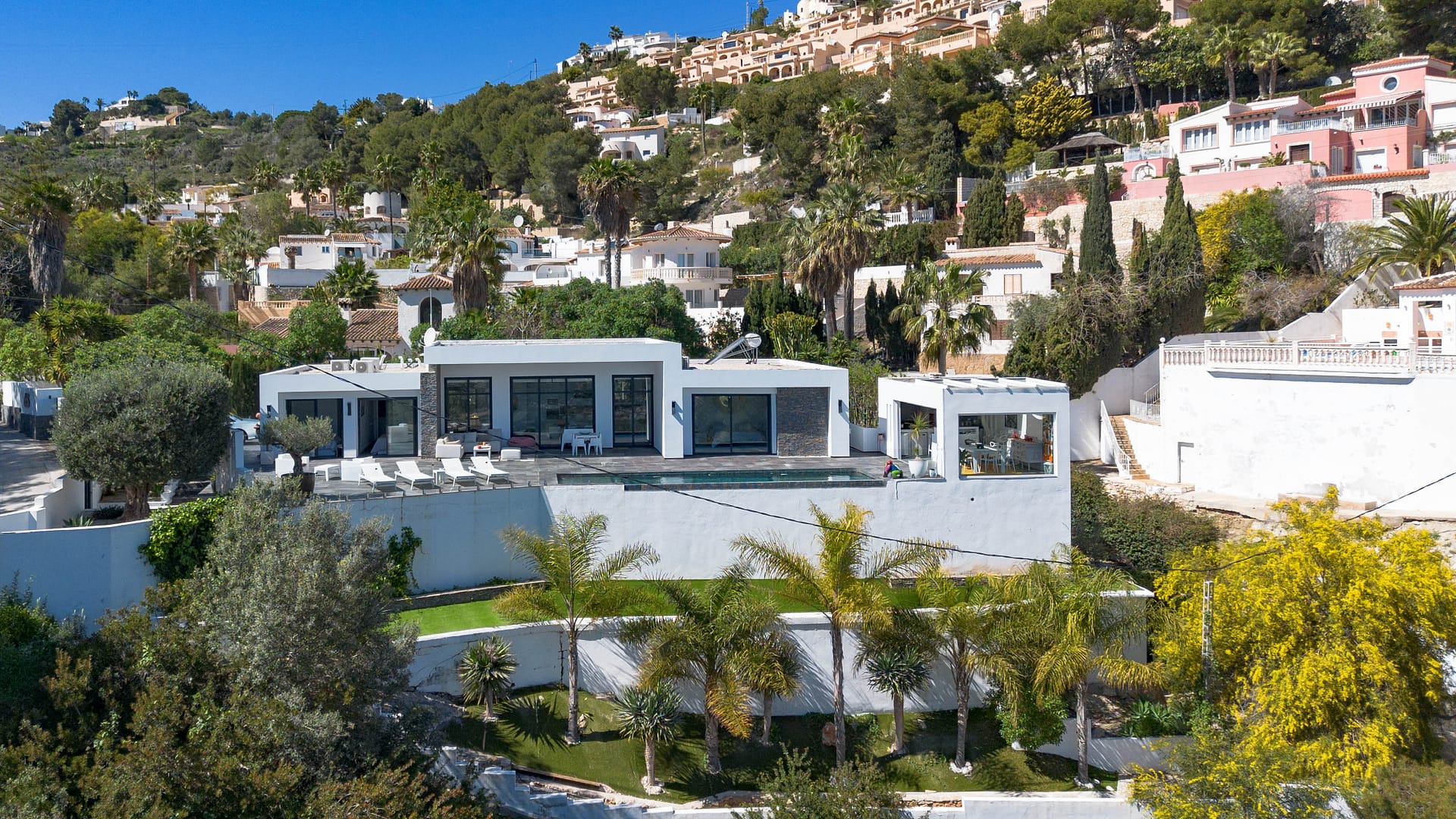 Luxe villa met panoramisch zeezicht in Moraira