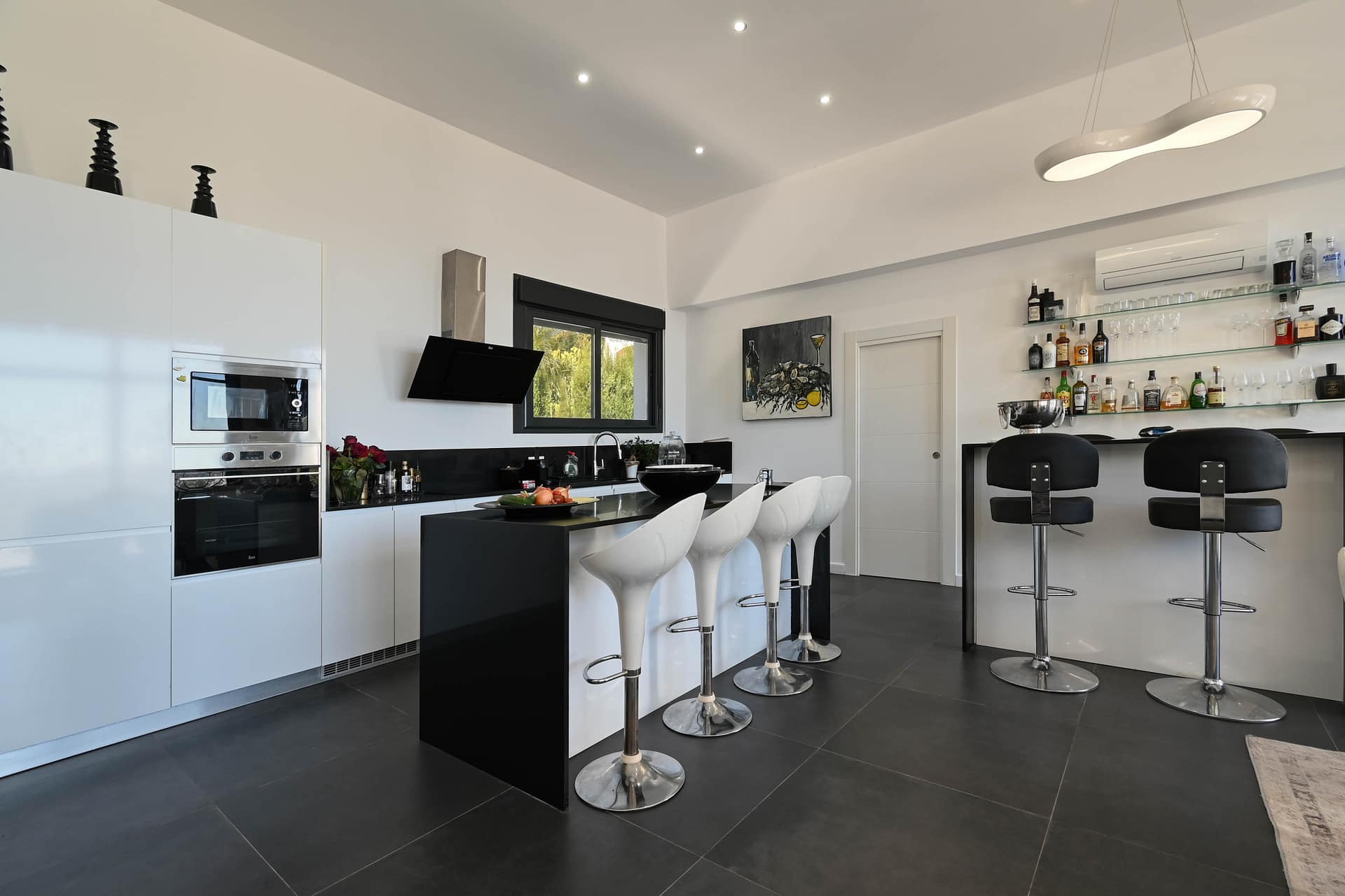 Luxe villa met panoramisch zeezicht in Moraira