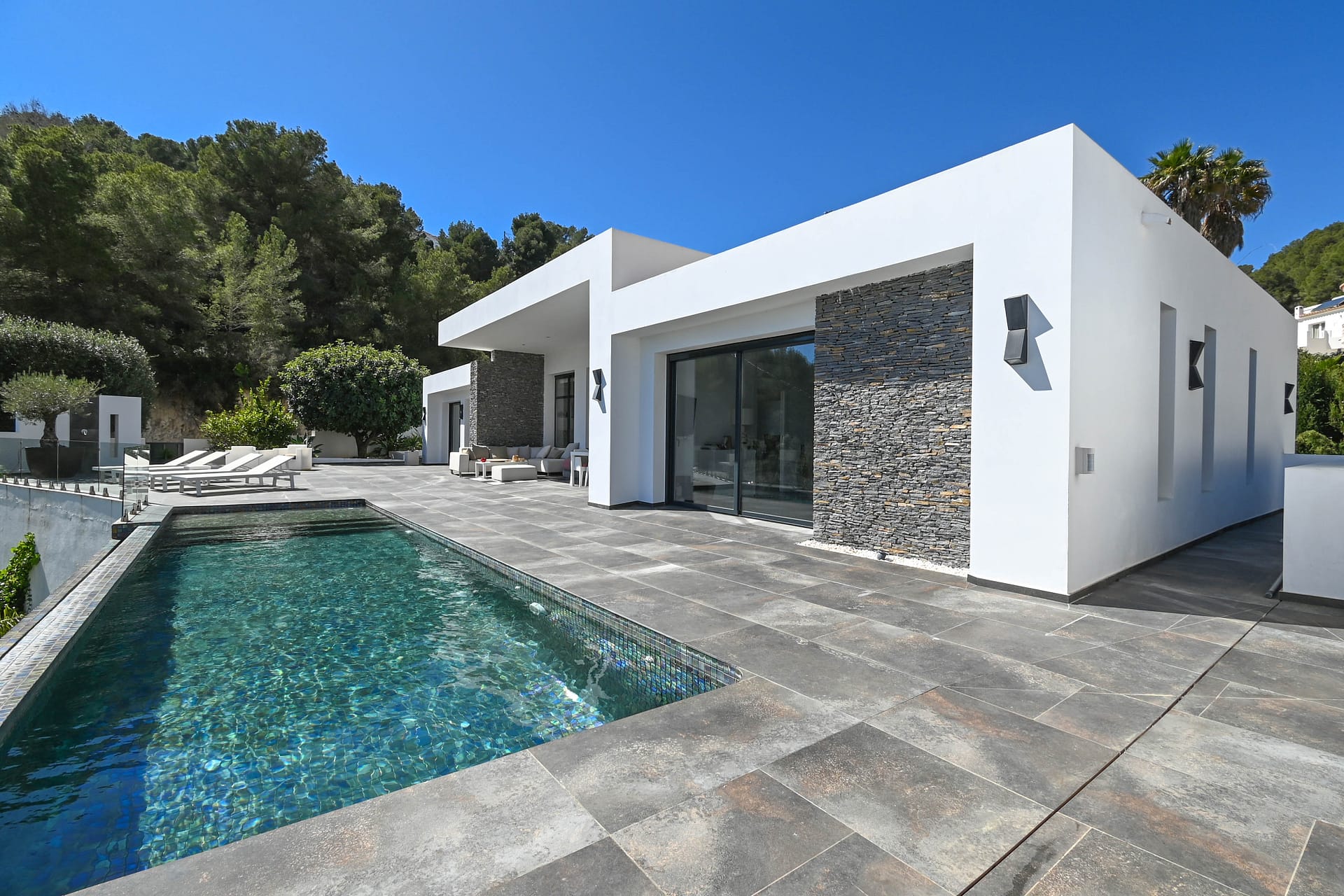 Luxe villa met panoramisch zeezicht in Moraira