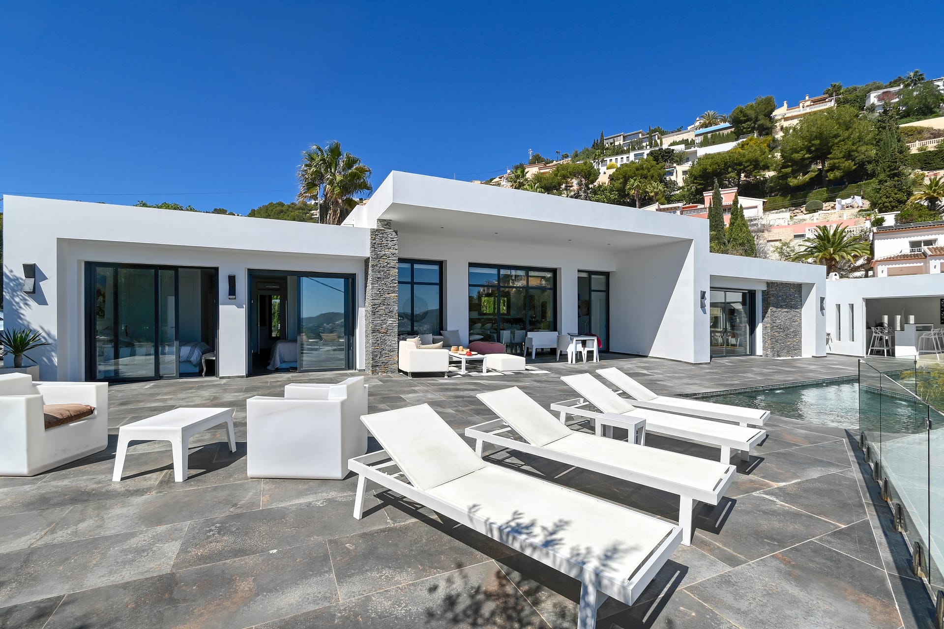 Luxe villa met panoramisch zeezicht in Moraira