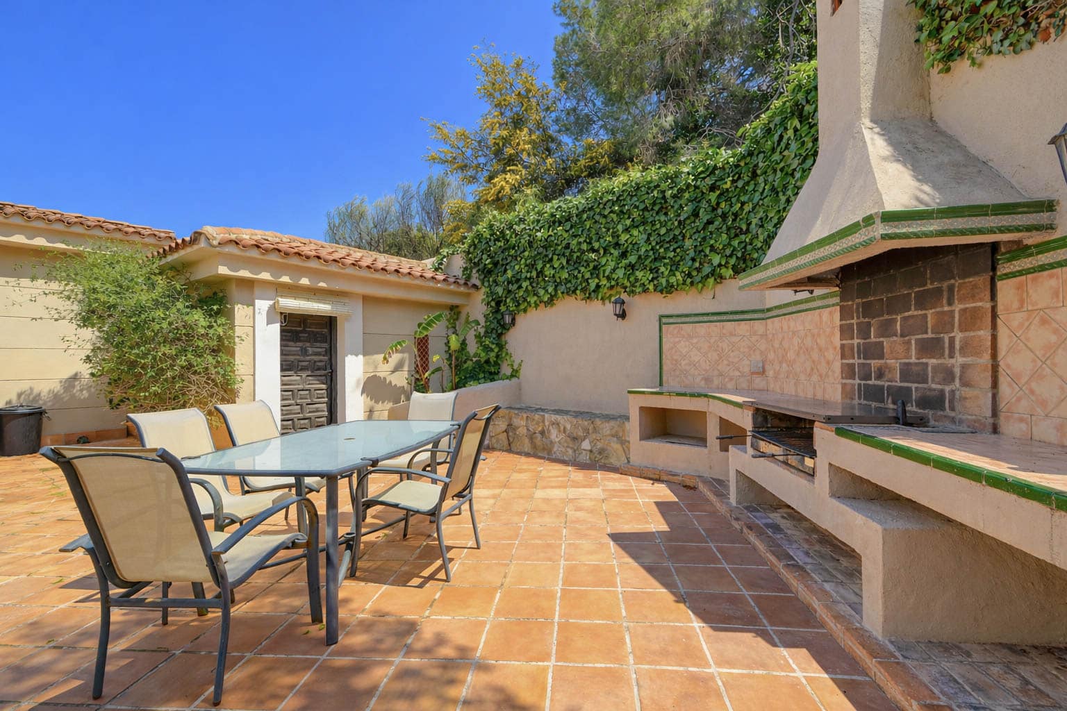 Prachtige villa op vlak perceel in Moraira