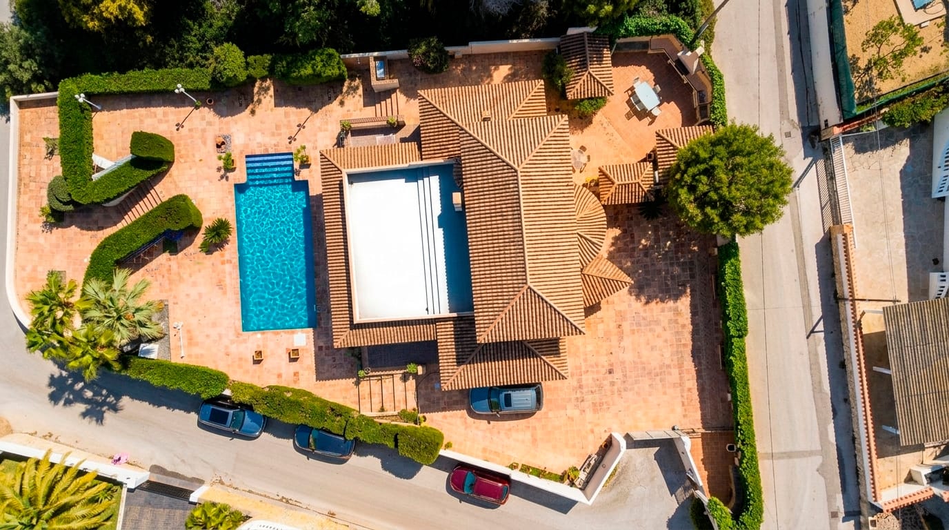 Prachtige villa op vlak perceel in Moraira