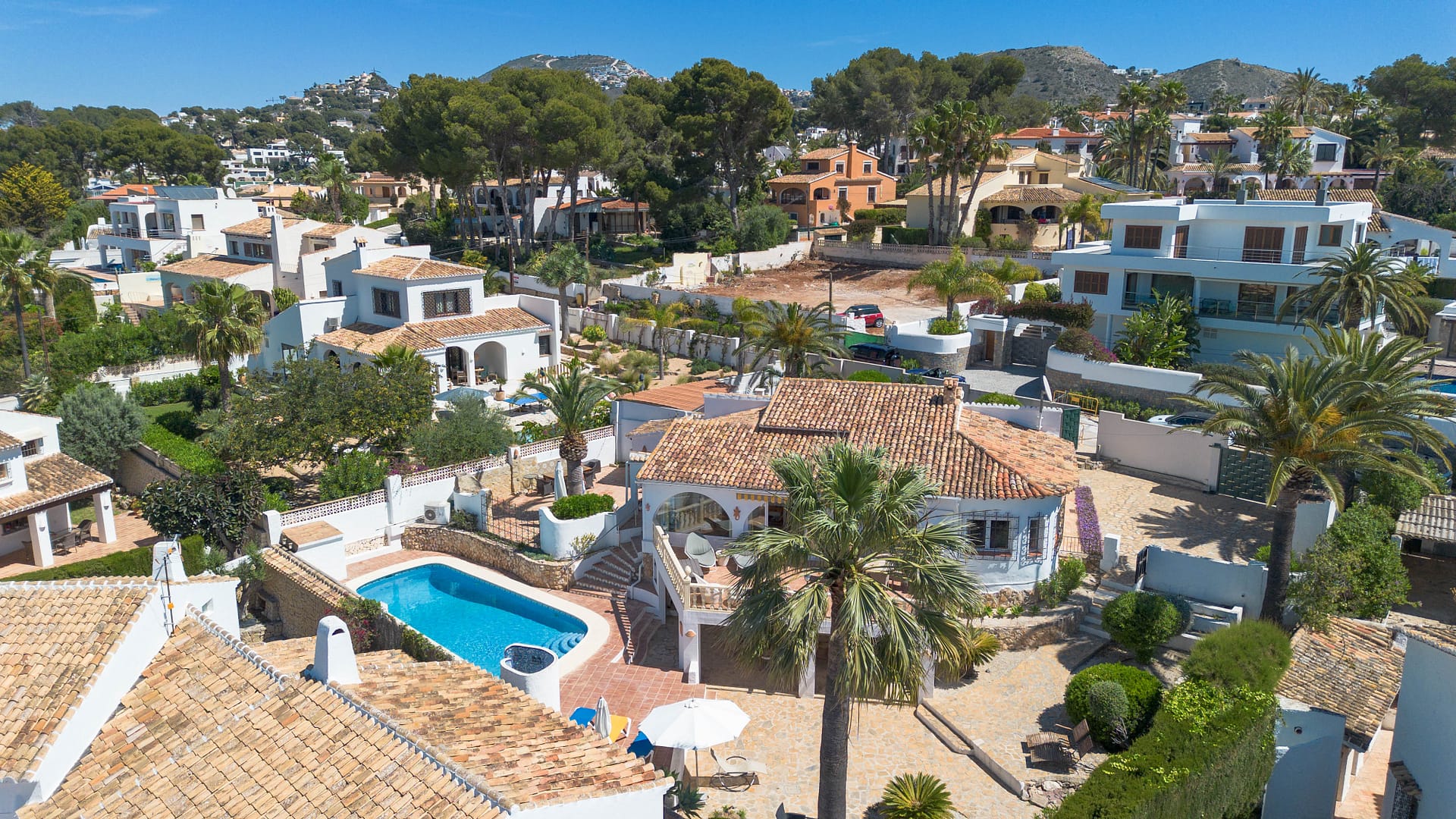 Mediterrane villa in met zeezicht loopafstand centrum en strand Moraira