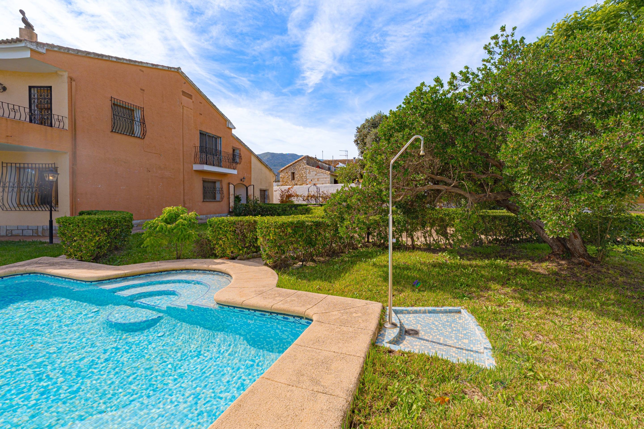 Villa te koop in Alcalali