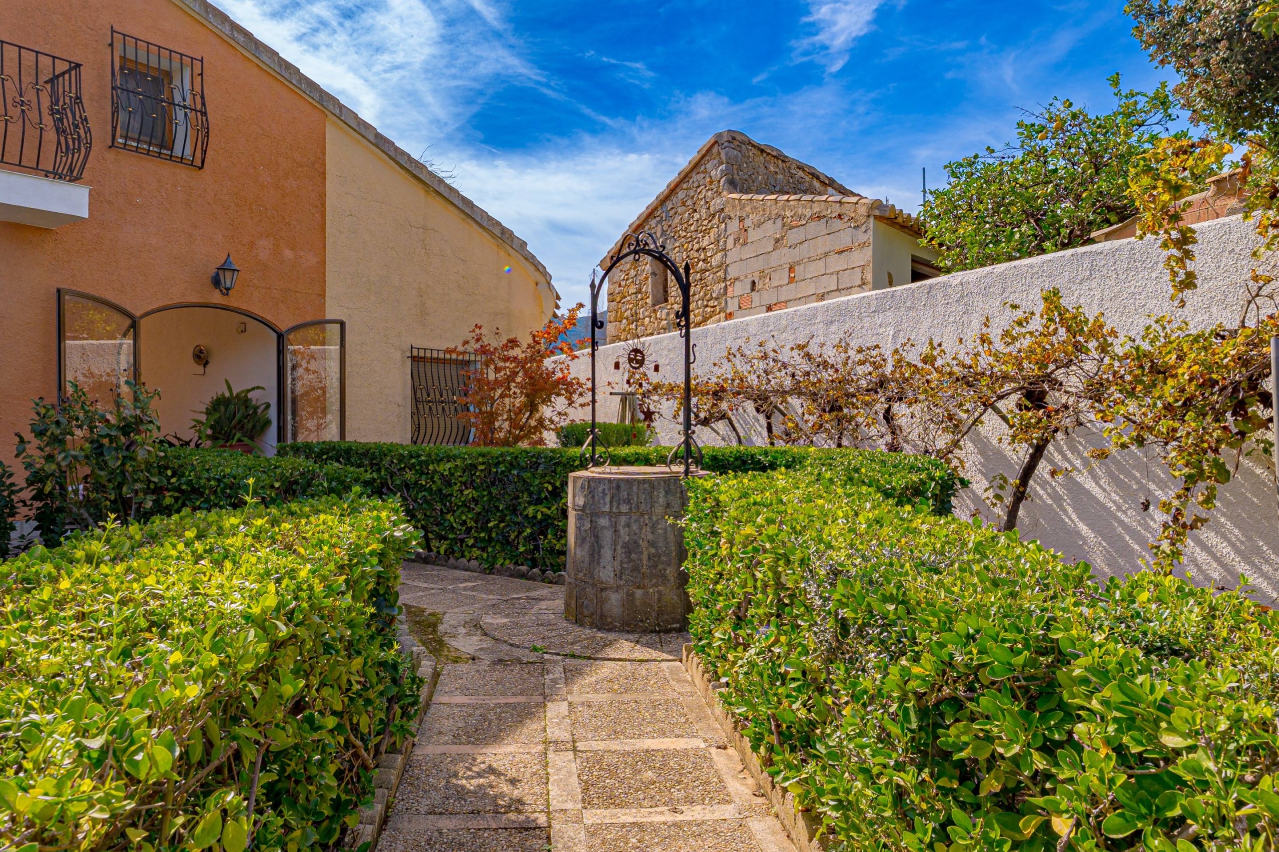 Villa te koop in Alcalali