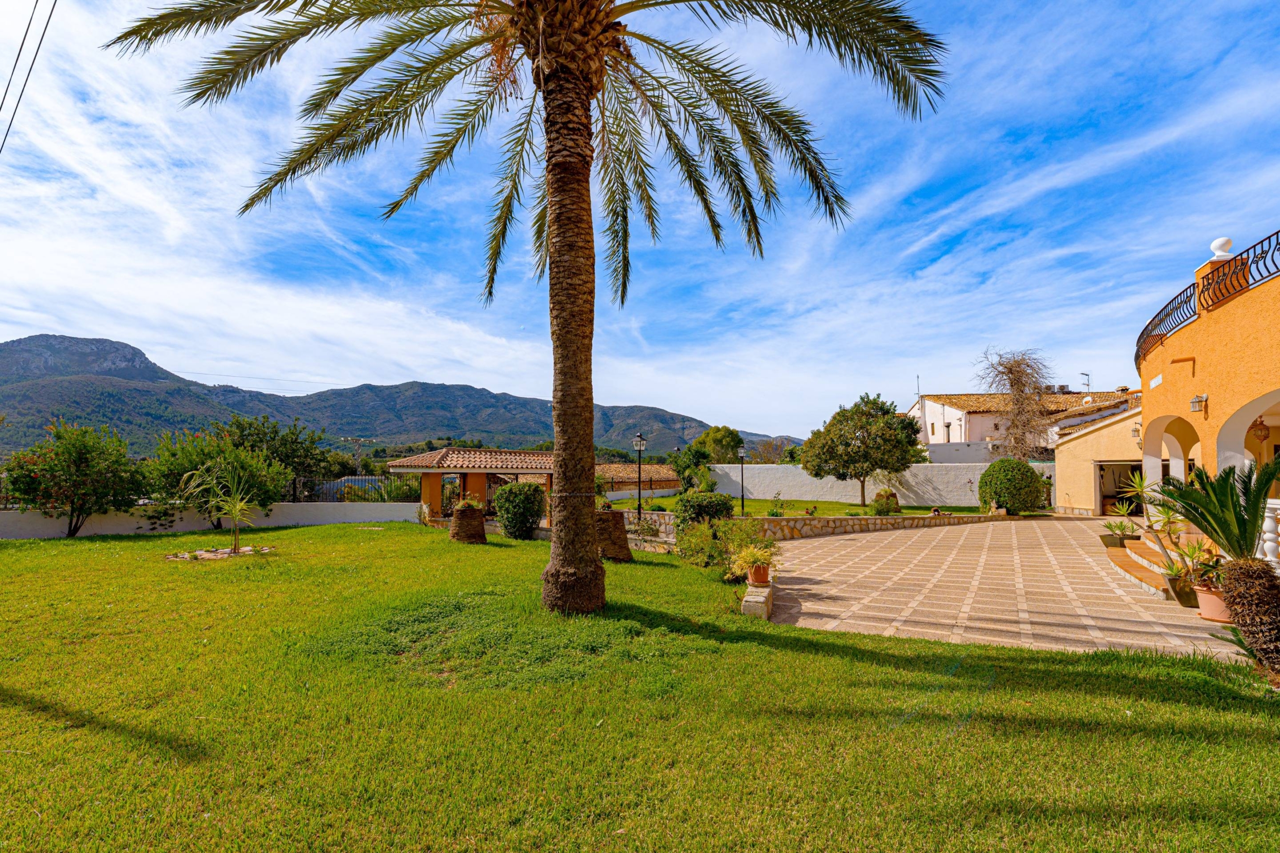 Villa te koop in Alcalali