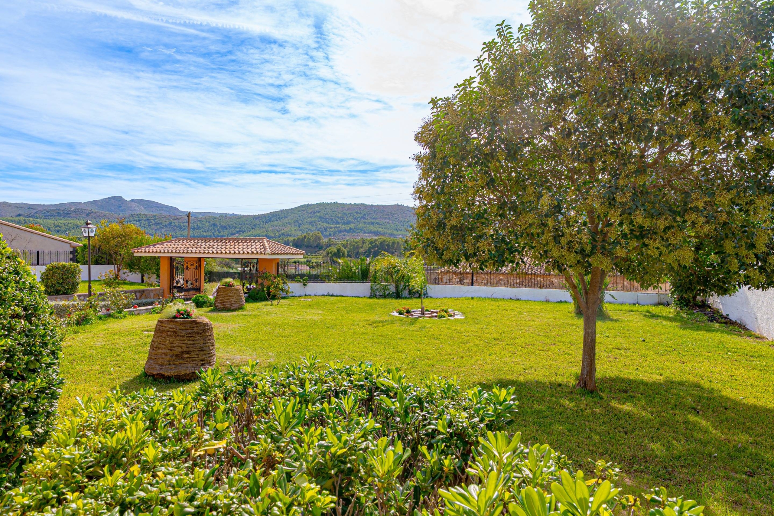 Villa te koop in Alcalali