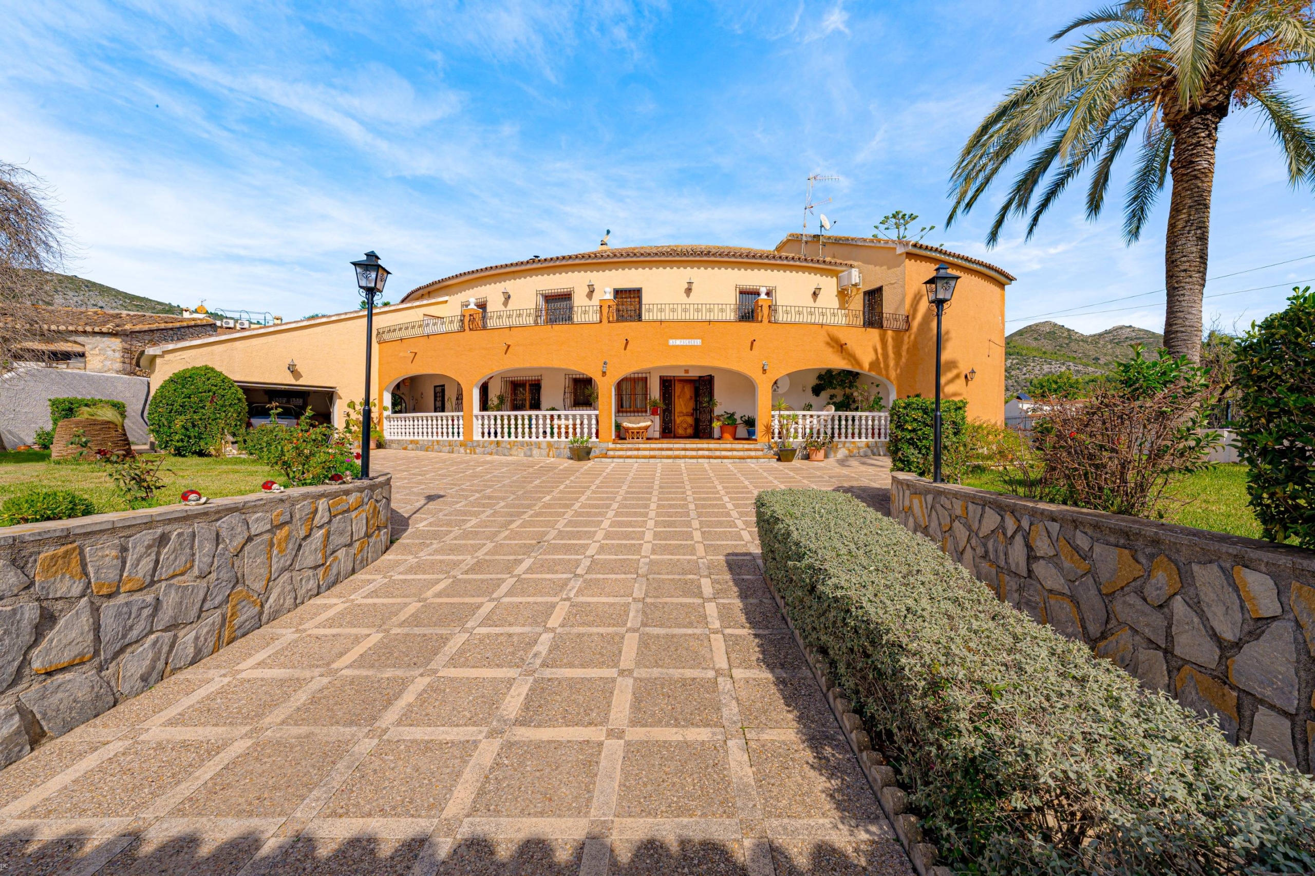 Villa te koop in Alcalali