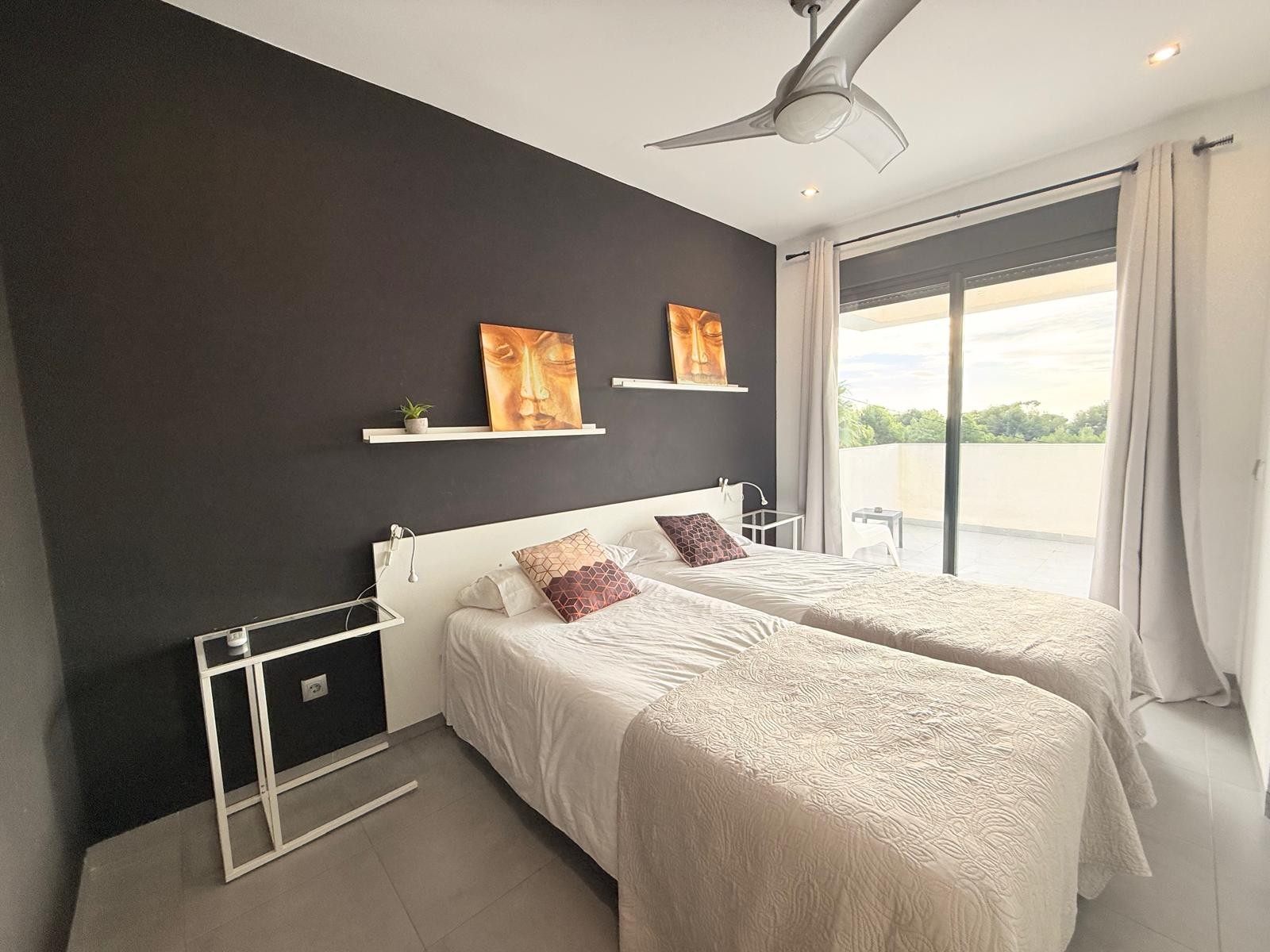 Moderne vrijstaande villa met garage in Altea