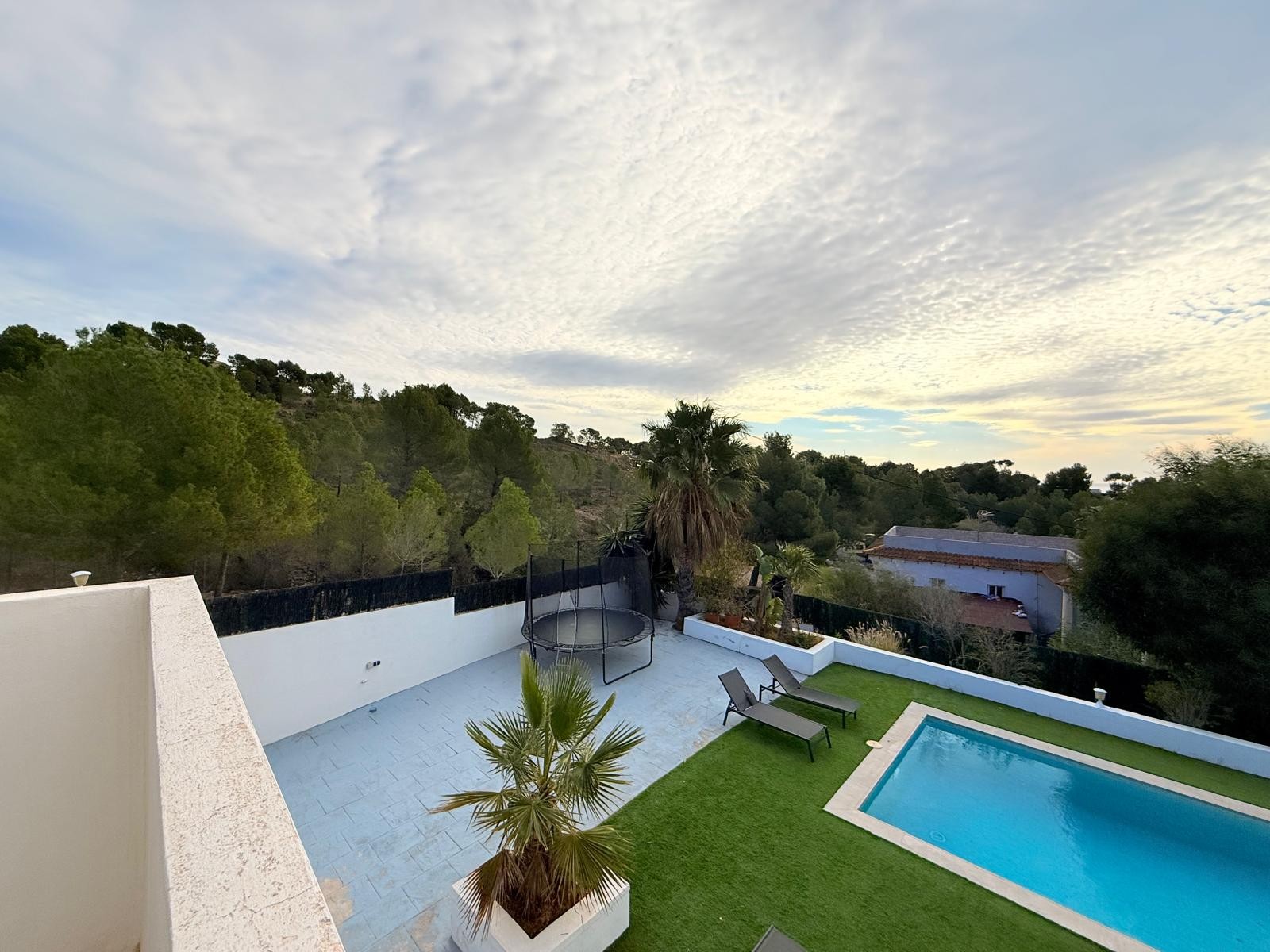 Moderne vrijstaande villa met garage in Altea