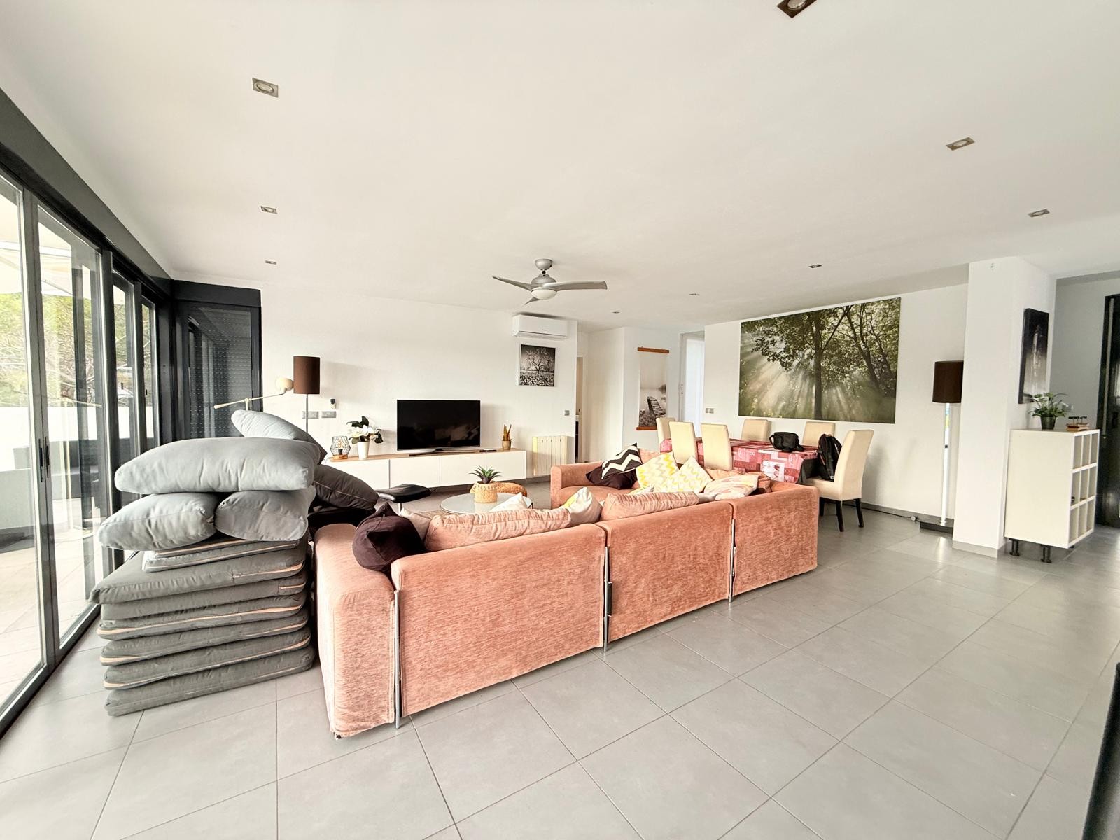 Moderne vrijstaande villa met garage in Altea