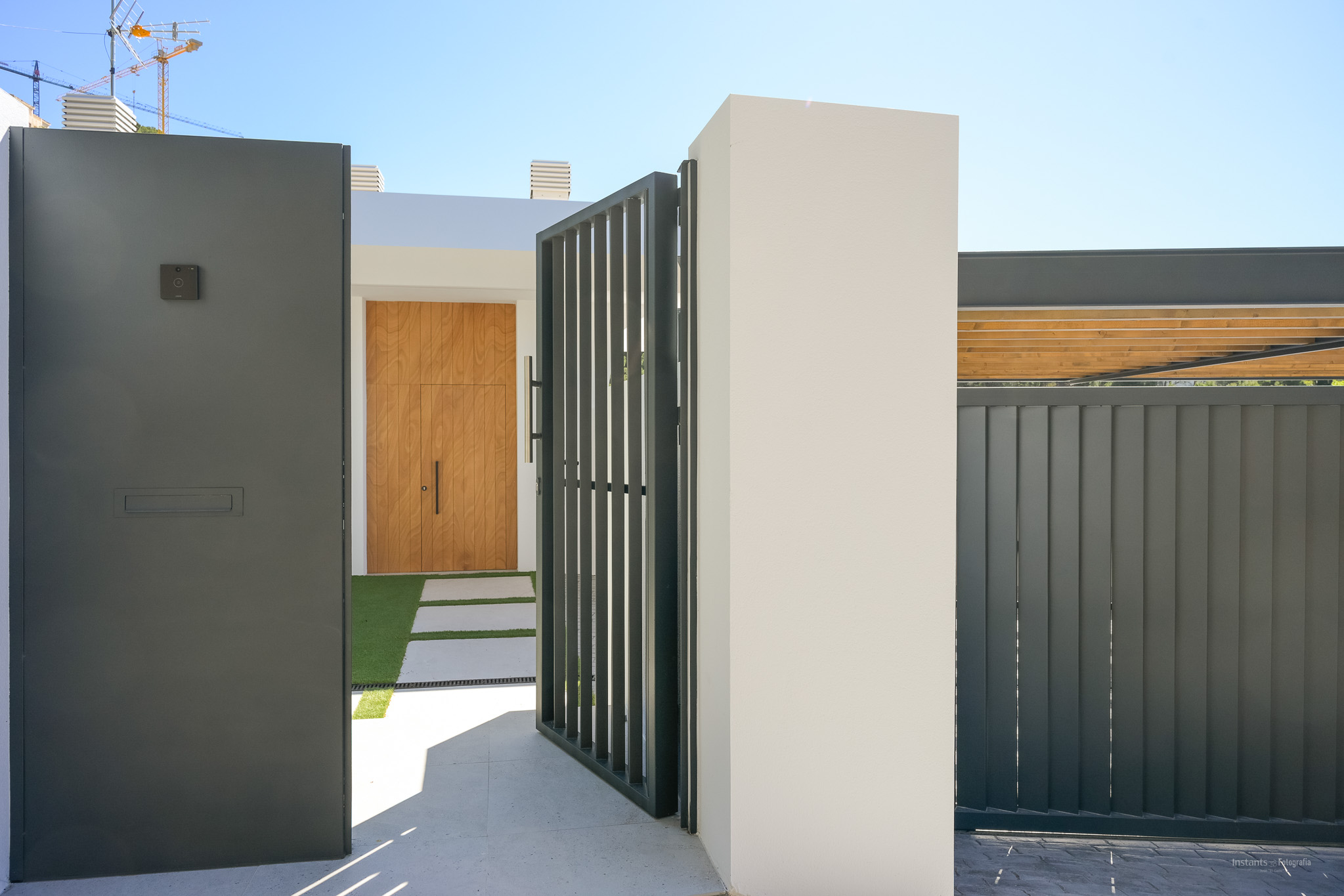 Luxe villa met zeezicht te koop in Altea