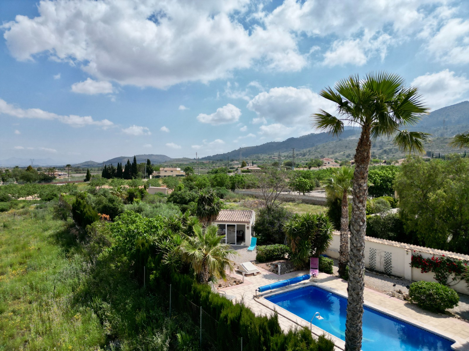 default Villa te koop in Hondón de los Fráiles