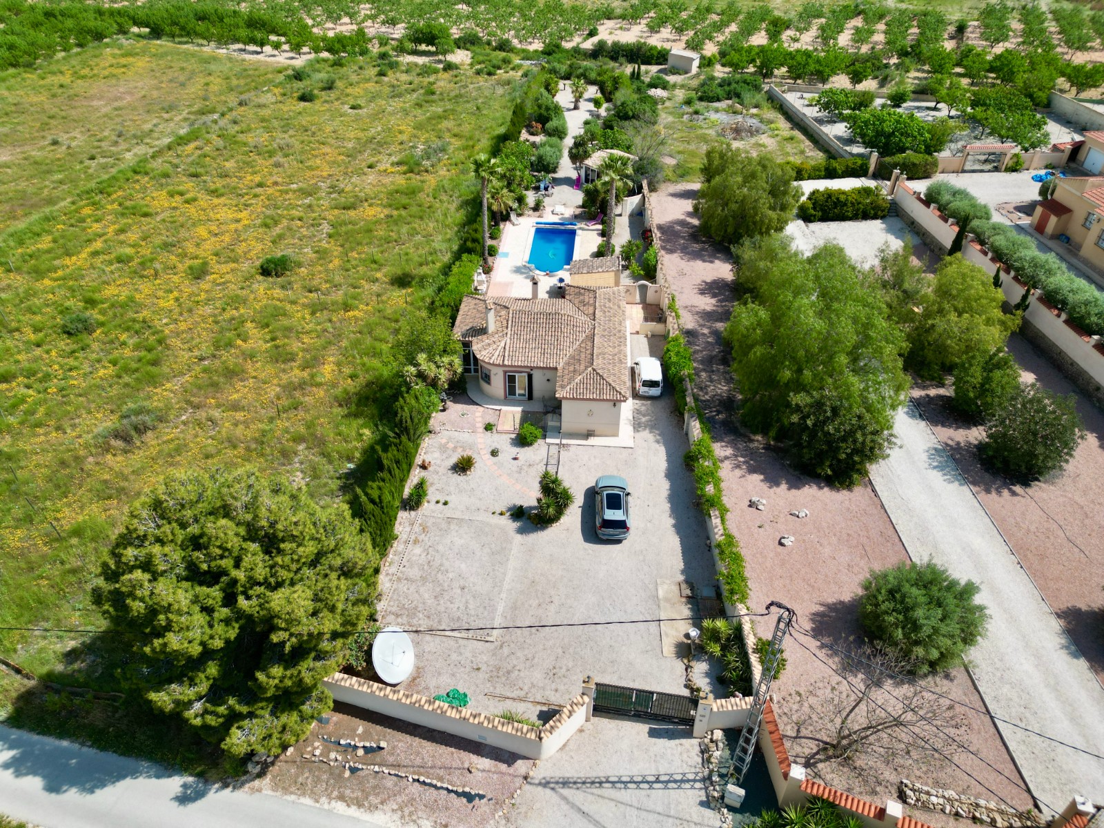 default Villa te koop in Hondón de los Fráiles