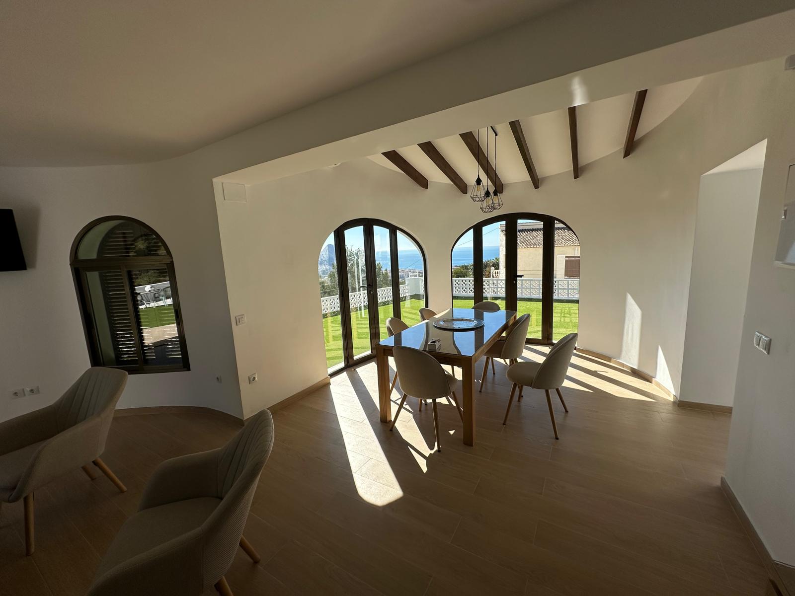Volledig gerenoveerde villa direct instapklaar in Calpe