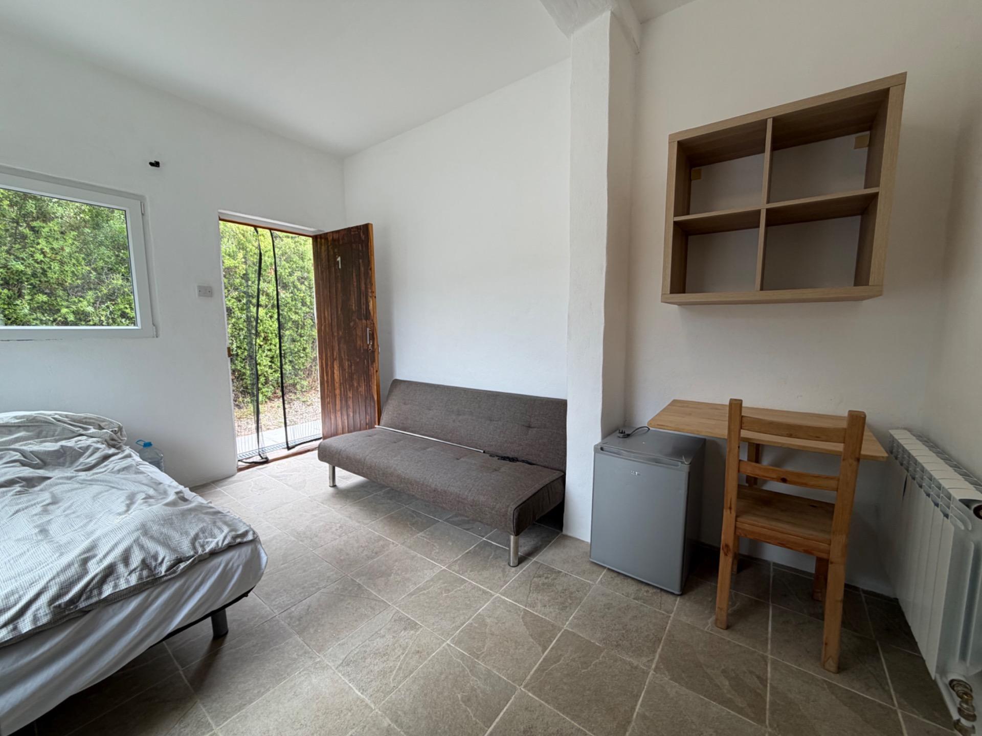 Finca met zwembad in Villar del Arzobispo