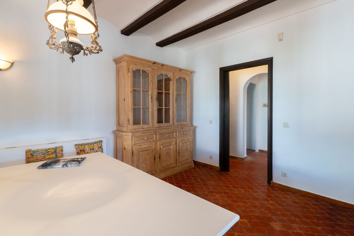 Traditionele villa met zeezicht te koop in Moraira