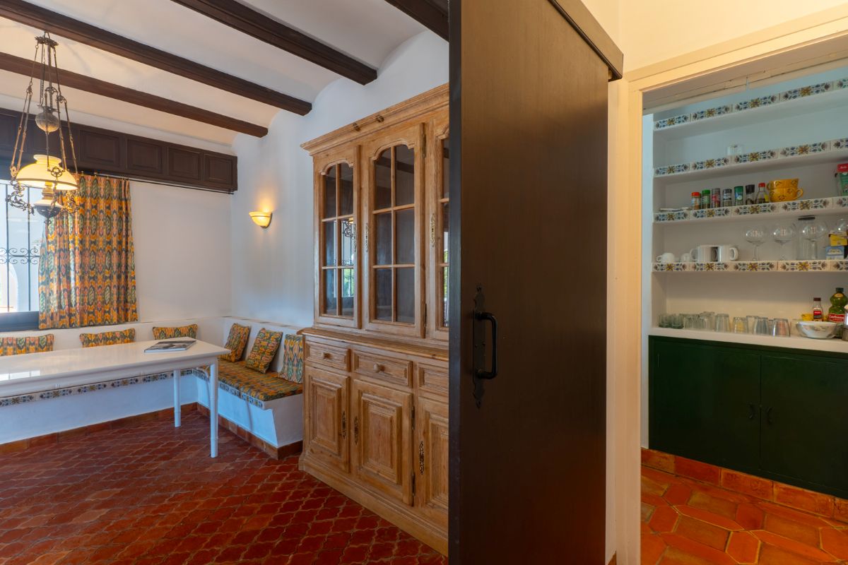 Traditionele villa met zeezicht te koop in Moraira