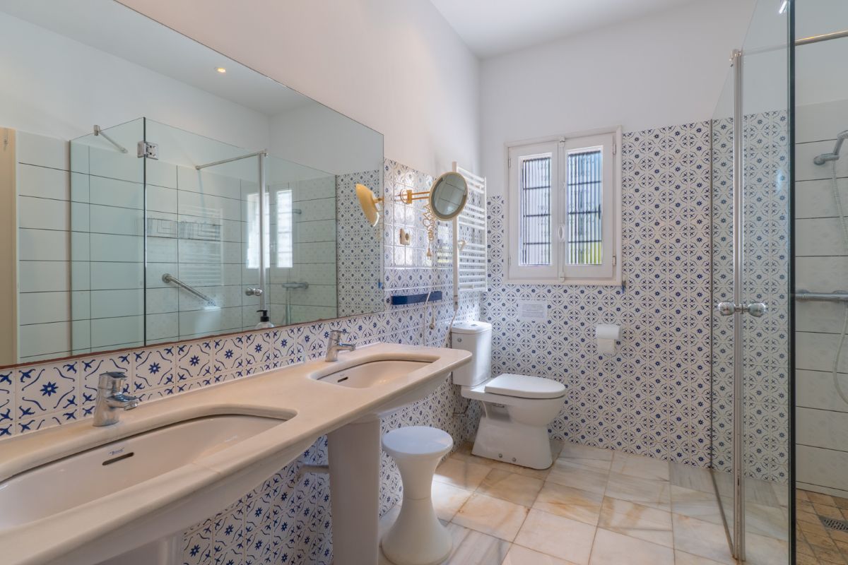 Traditionele villa met zeezicht te koop in Moraira