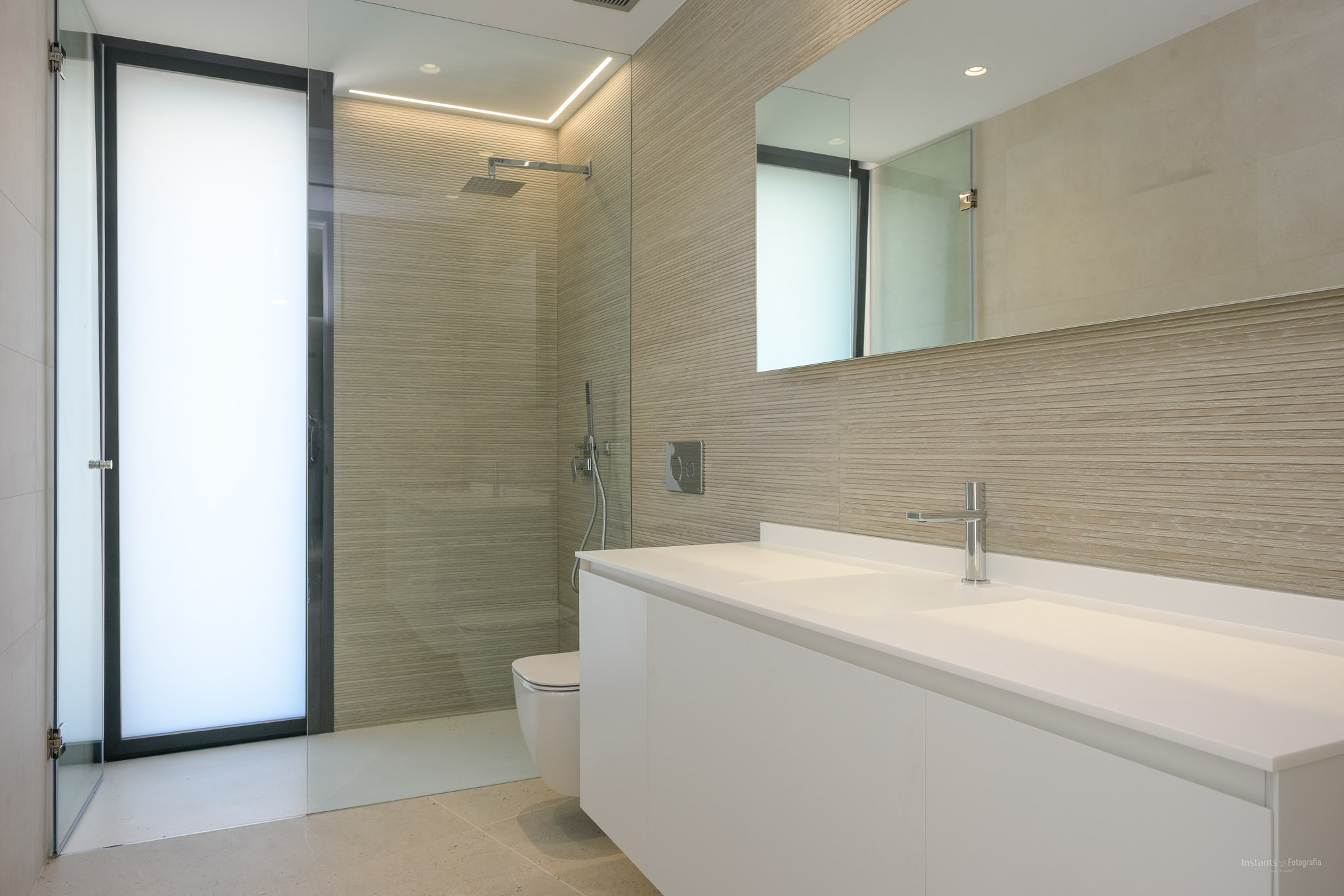 Luxe villa met zeezicht te koop in Altea