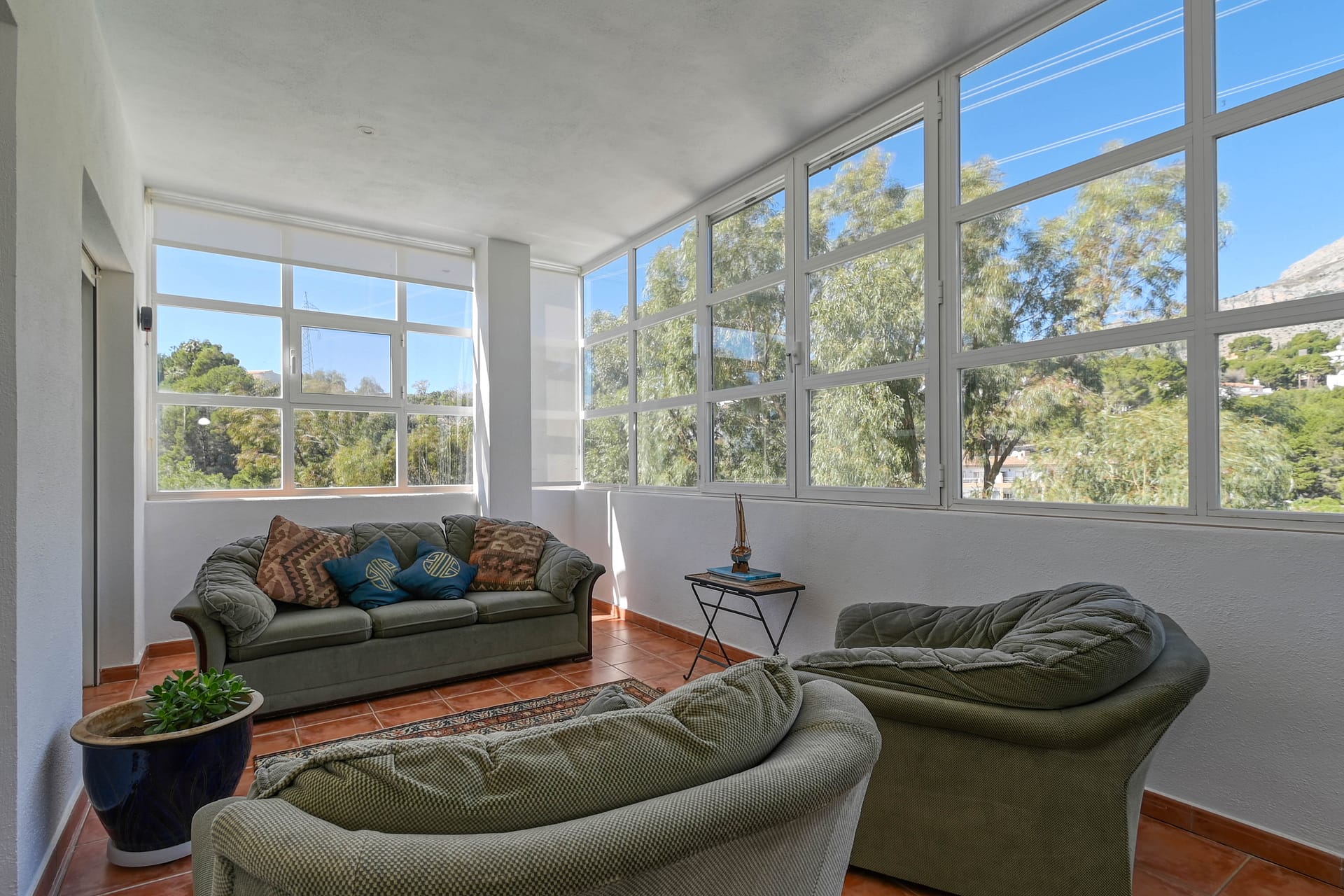 DP-70-TAALT2785-22 Gerenoveerde luxe villa aan de golfbaan in Altea