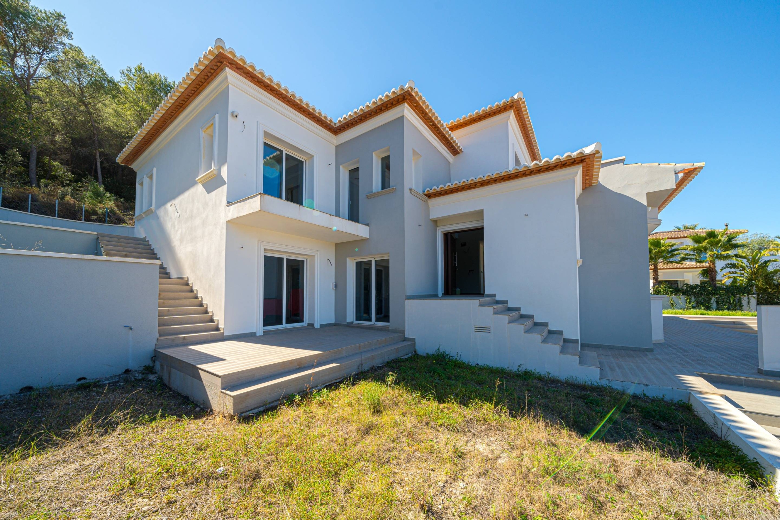 Nieuwbouw villa met prachtig uitzicht in Javea
