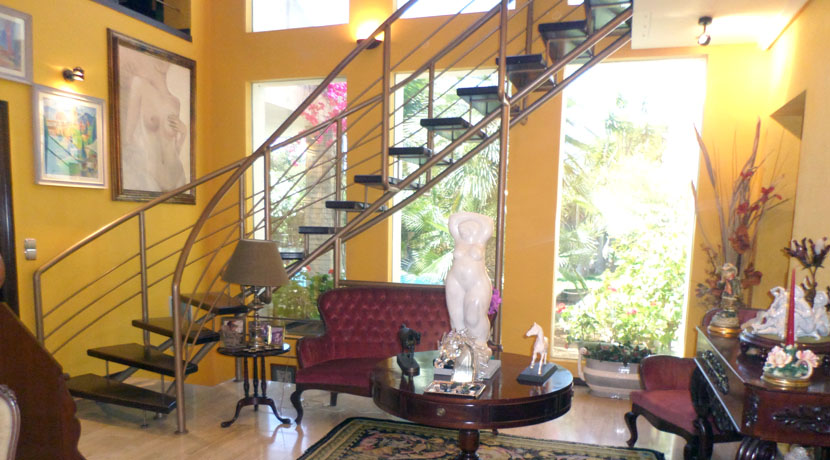 Villa te koop in Denia