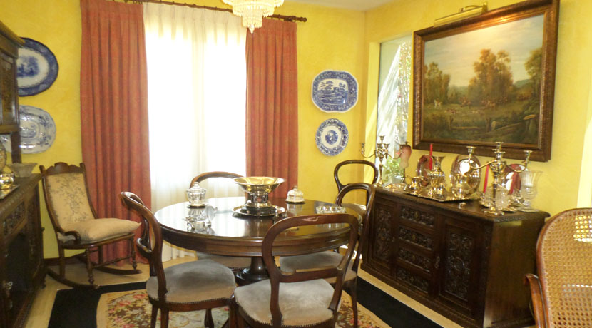 Villa te koop in Denia