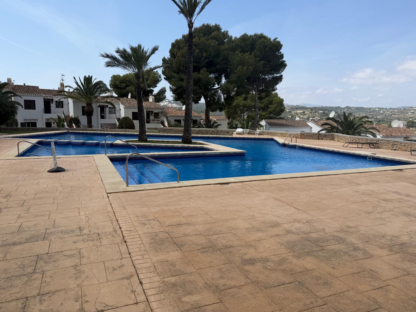 DP-03-CBD3-73721-19 Geschakelde woning met gemeenschappelijk zwembad in Moraira