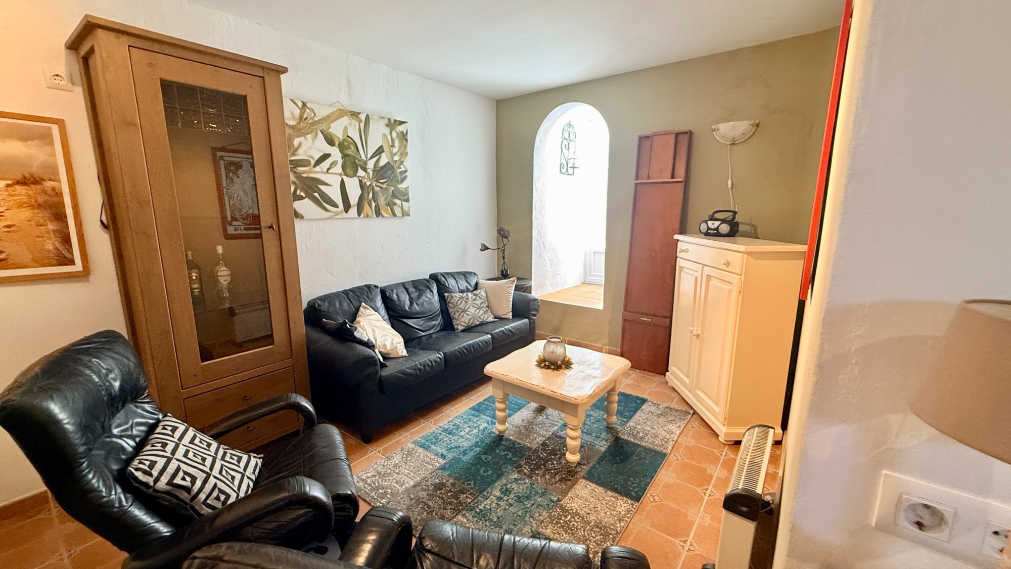 Indrukwekkende villa met gastenverblijven en panoramisch uitzicht in Hondón de las Nieves