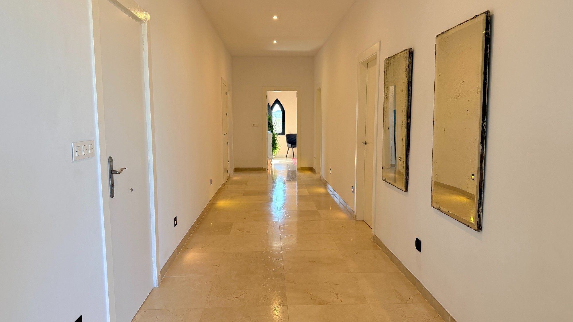 Finca-stijl villa op een enorm landgoed in de Hondón Vallei
