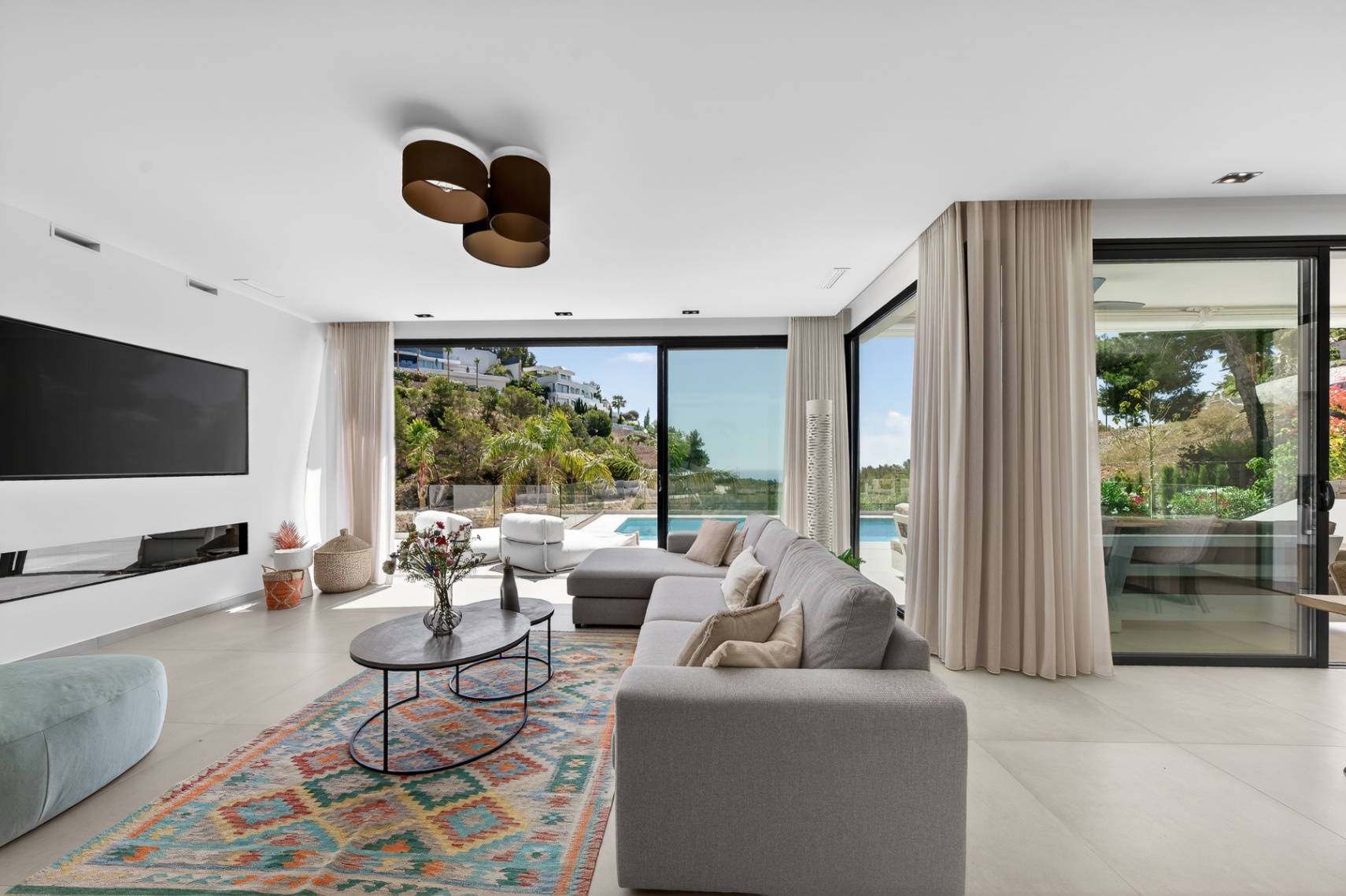 Moderne villa met panoramisch zeezicht in Benissa