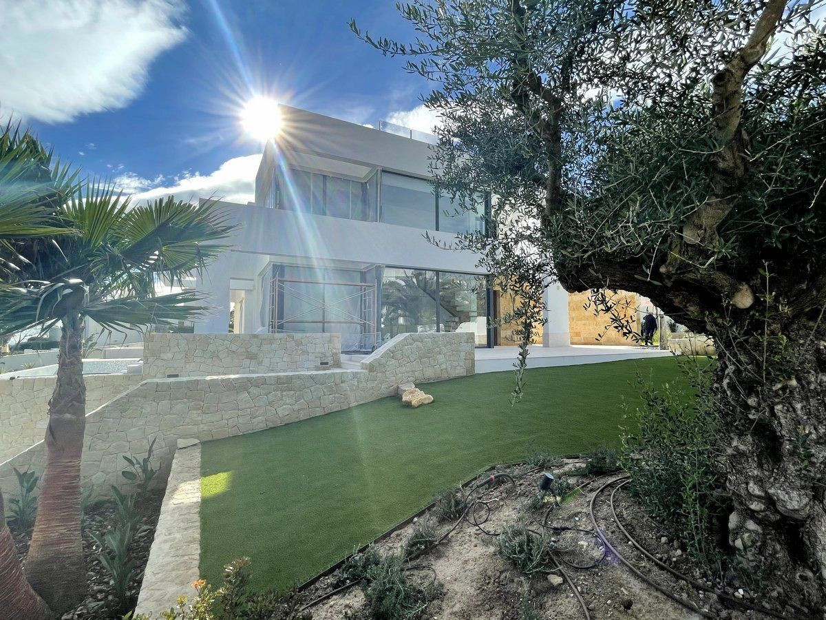 Moderne nieuwbouw villa vlakbij Cala La Fustera in Benissa