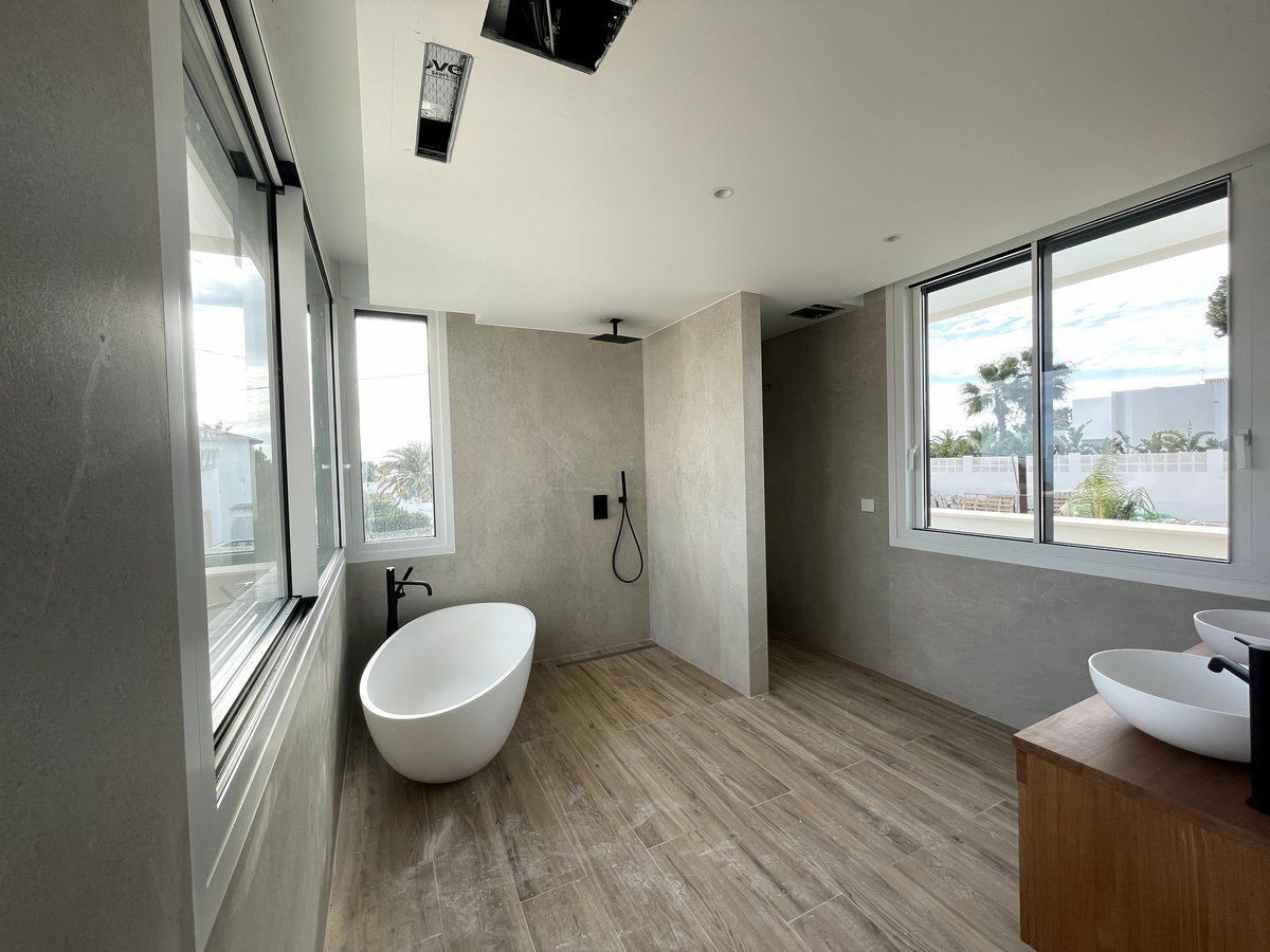 Moderne nieuwbouw villa vlakbij Cala La Fustera in Benissa