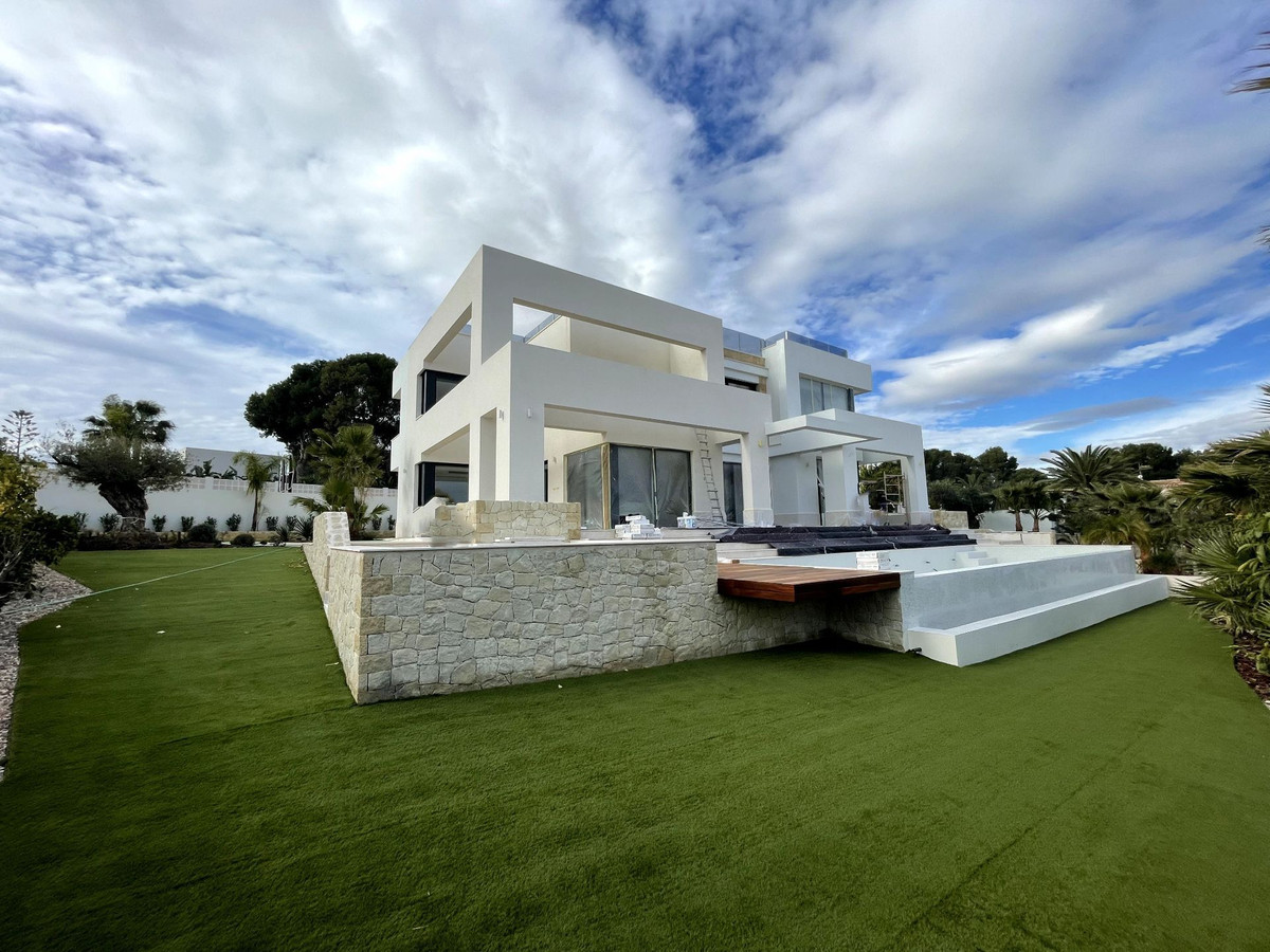 Moderne nieuwbouw villa vlakbij Cala La Fustera in Benissa